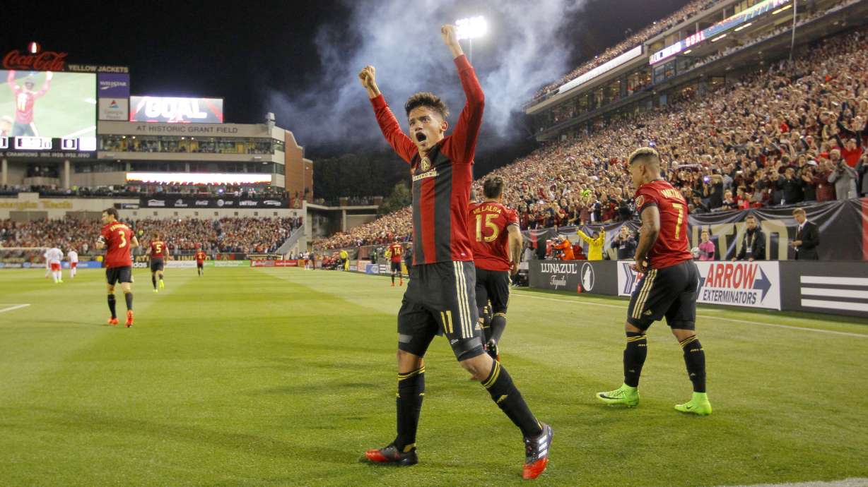 Red Bulls rally to spoil Atlanta United's debut, 2-1