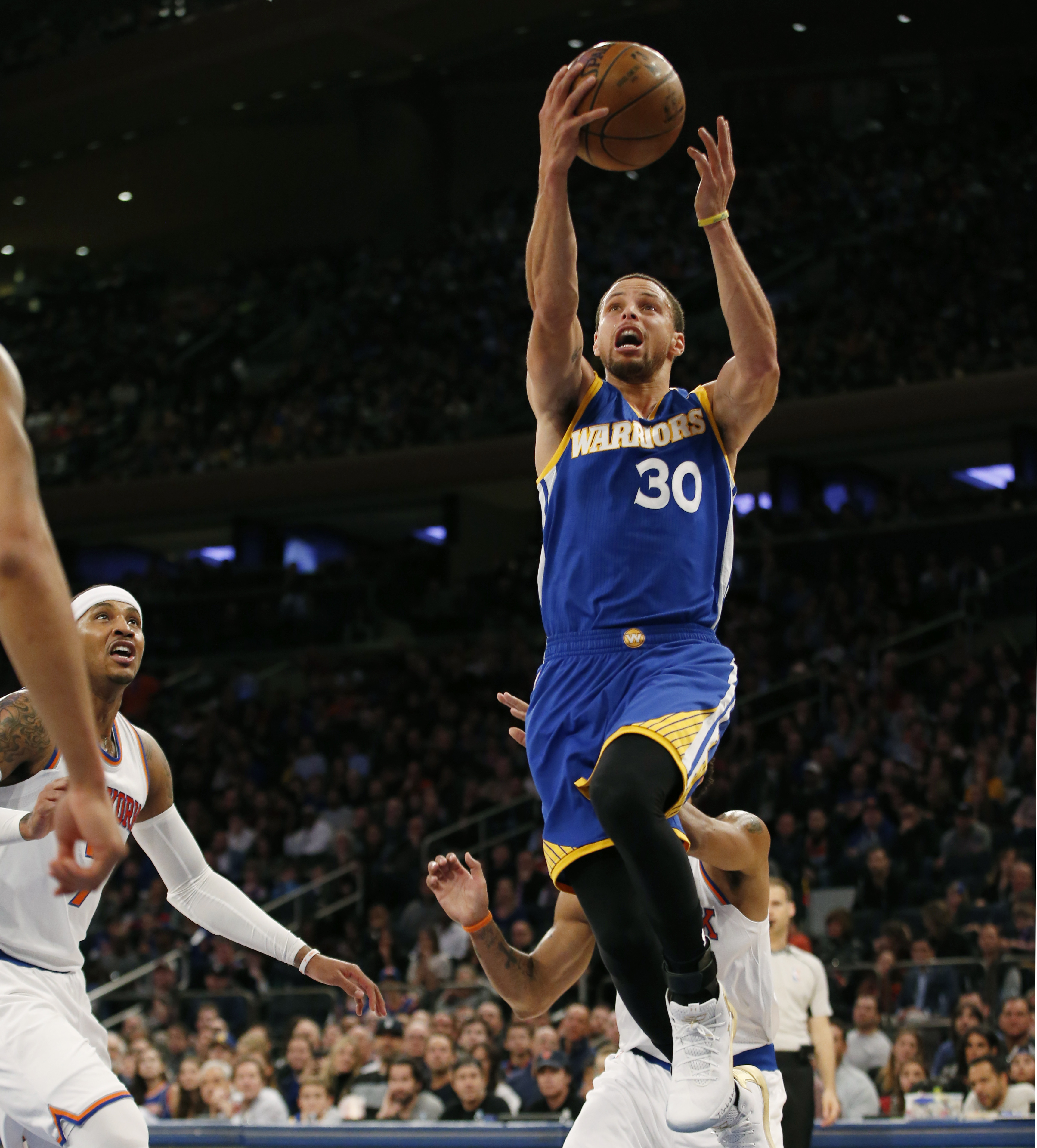 Warriors will navigate a 'bizarre' schedule to San Antonio