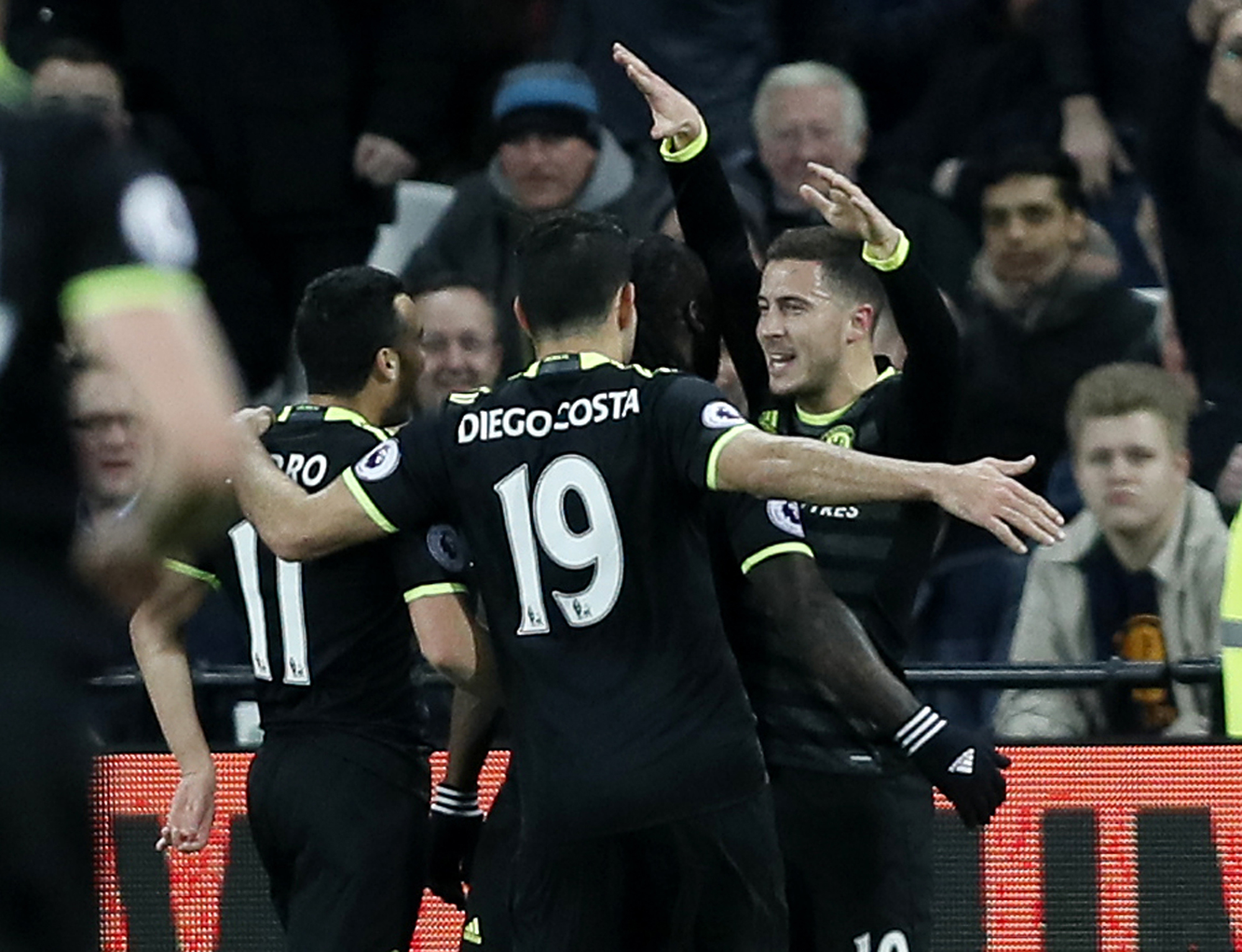 Hazard scores, avoids West Ham fan as Chelsea extends lead