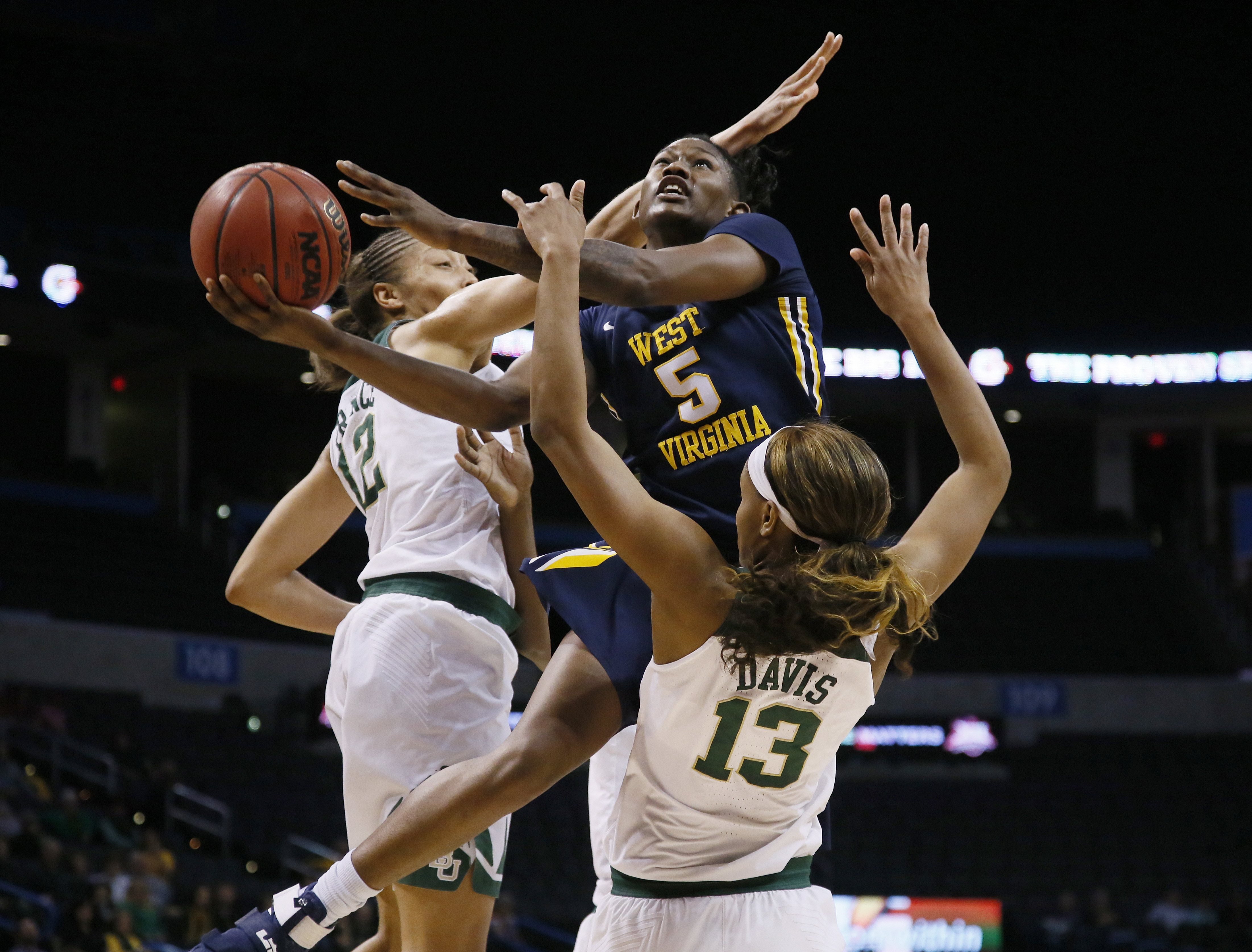 West Virginia tops No. 2 Baylor for Big 12 women's title