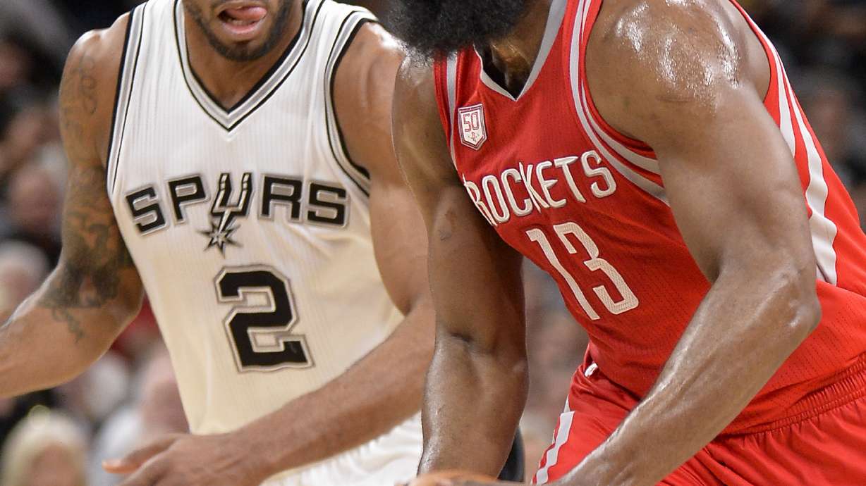 Leonard's 39 points, defense, lead Spurs by Harden, Rockets