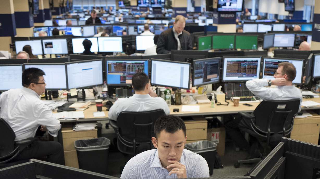 Energy shares lead Asian markets lower on big US oil buildup