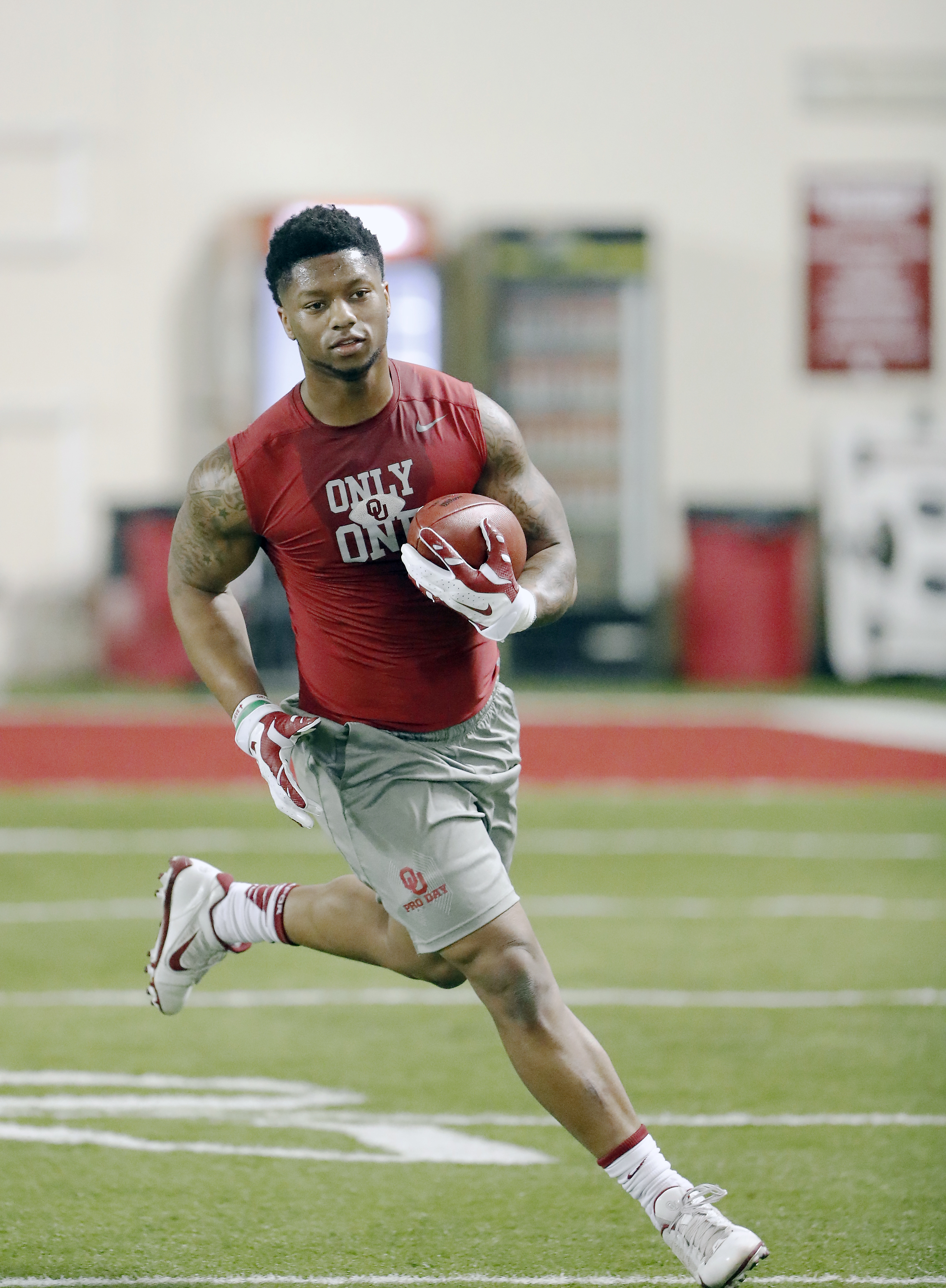 RB Joe Mixon impressive at Oklahoma's Pro Day