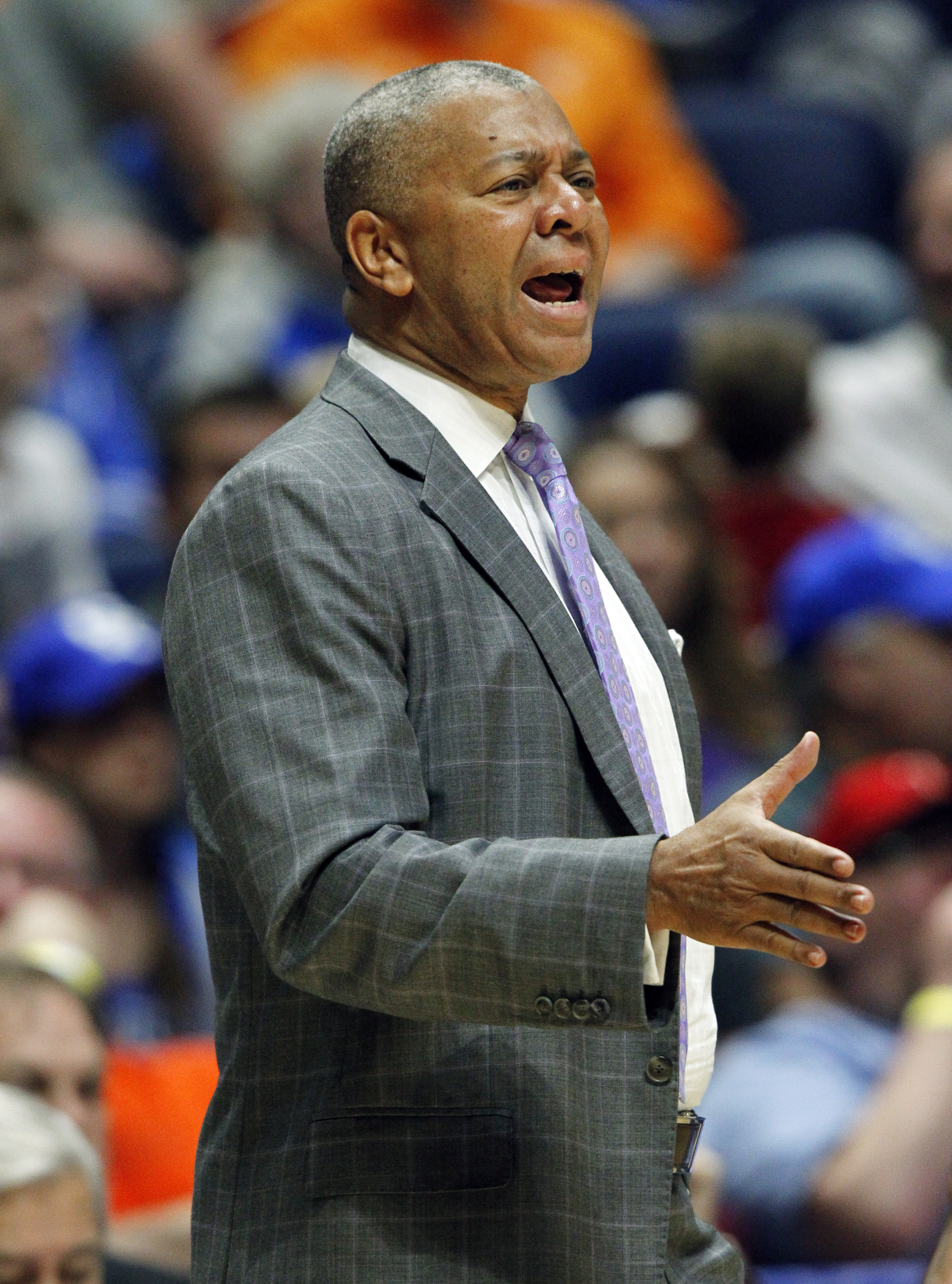 AP Source: LSU's Jones out as basketball coach after 5 years