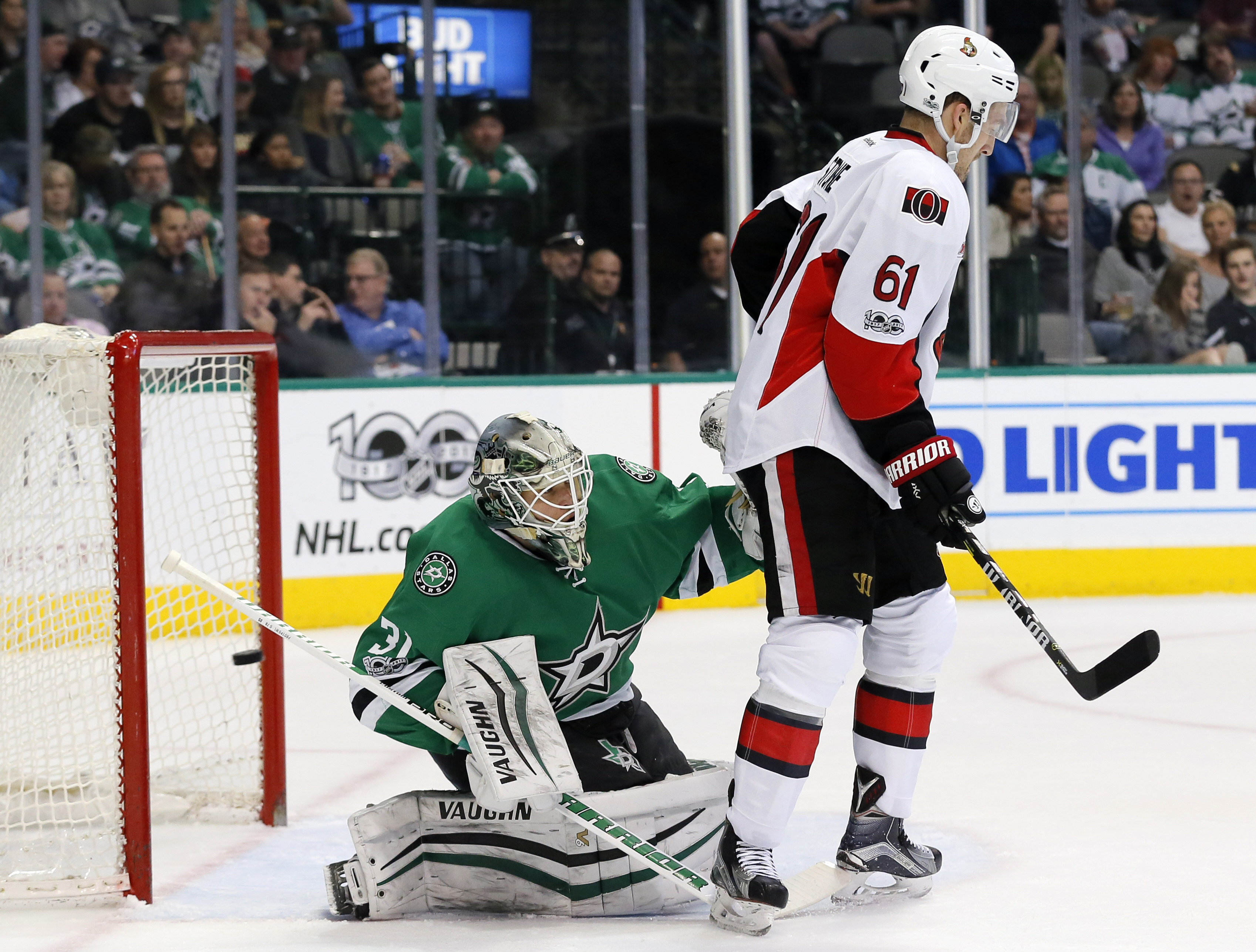 Claesson's 1st goal helps streaking Senators beat Stars 5-2