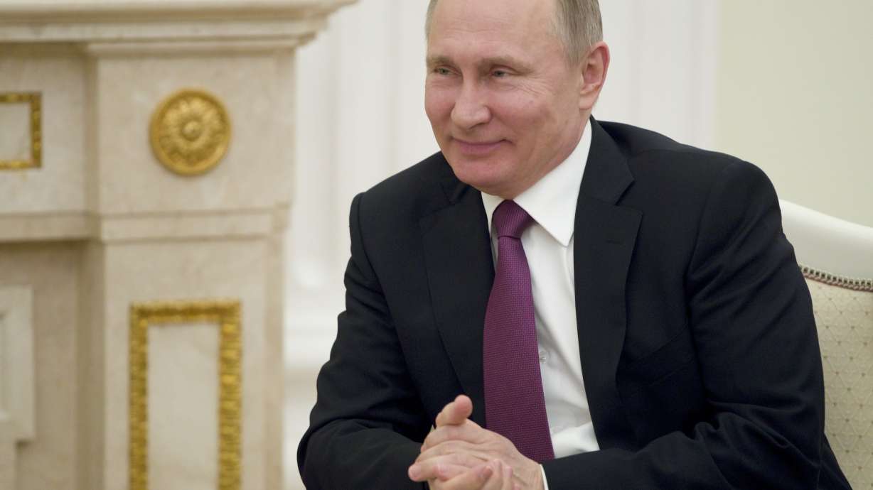 Putin tells German FM he wants better ties