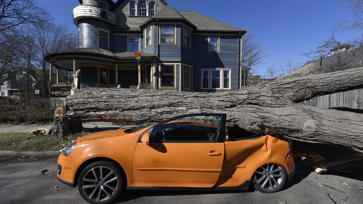 Latest: Most Michigan power should be restored by weekend