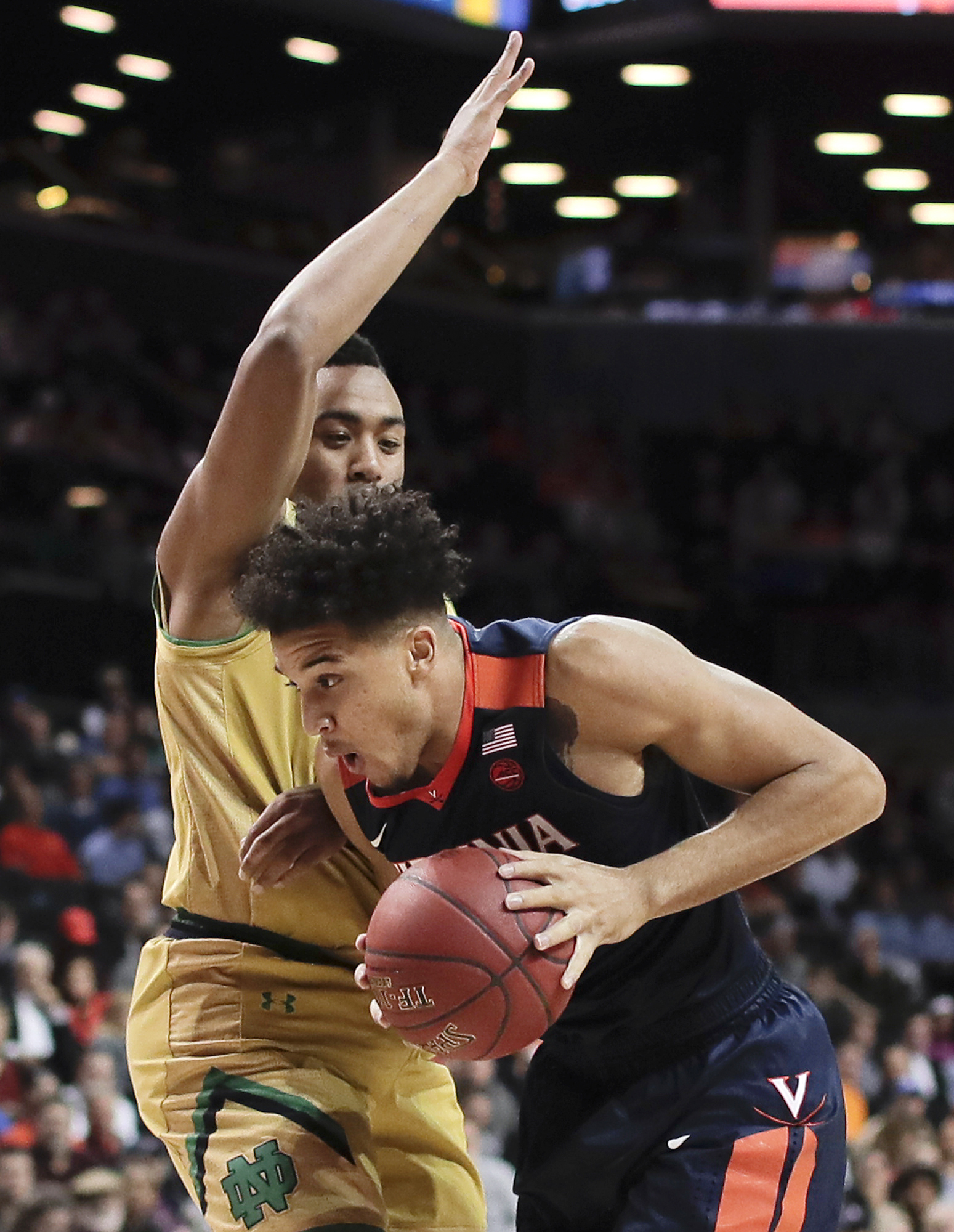 Colson, No. 22 Notre Dame cruise past No. 21 Virginia 71-58