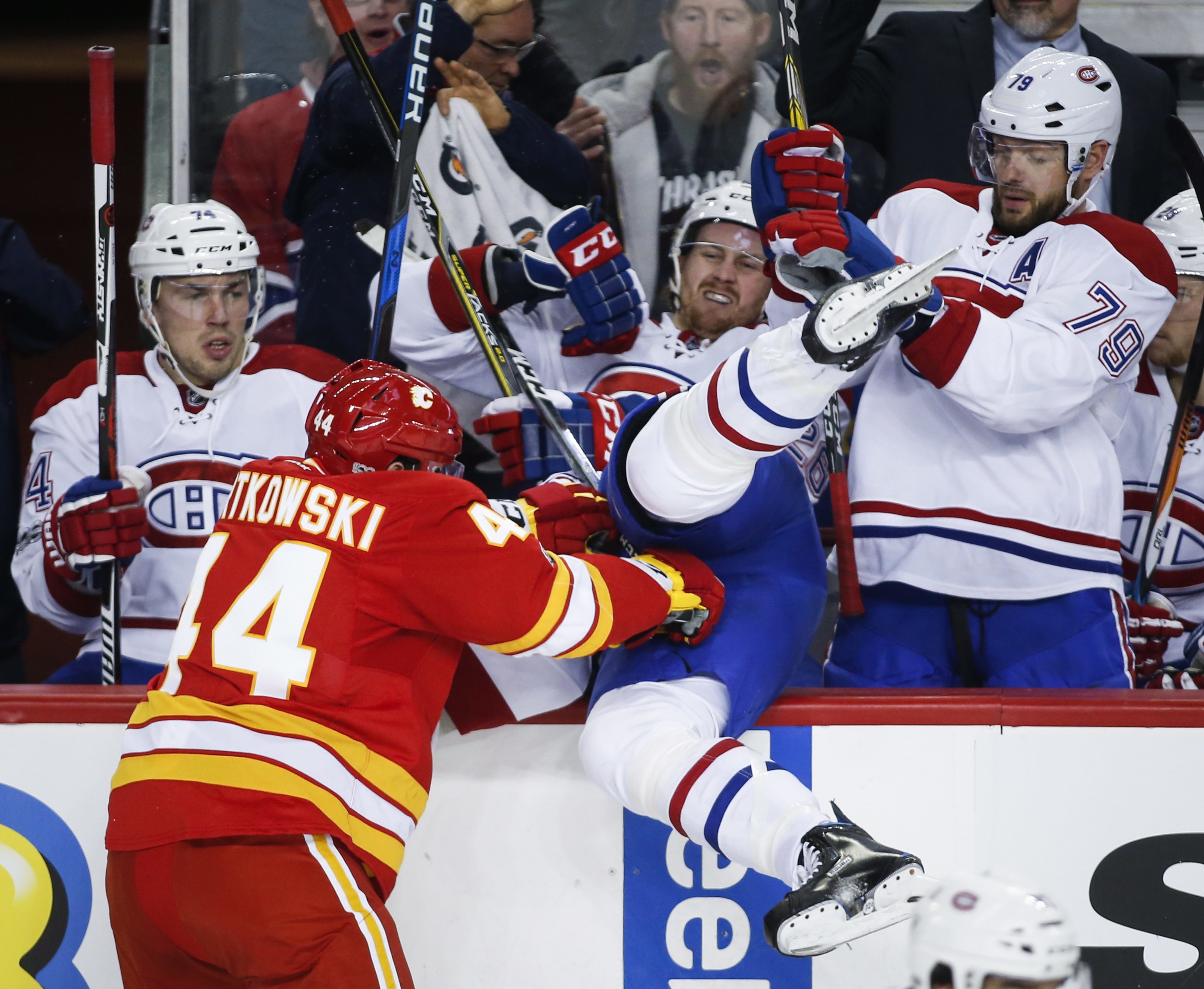 Gaudreau powers Flames past Canadiens for 8th straight win