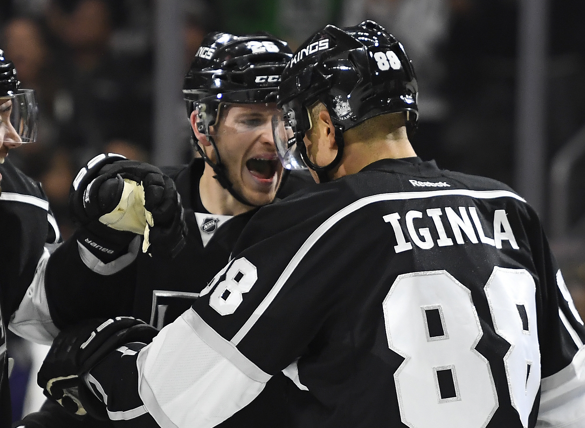 Iginla gets 2nd goal in OT, leads Kings past Nashville 3-2