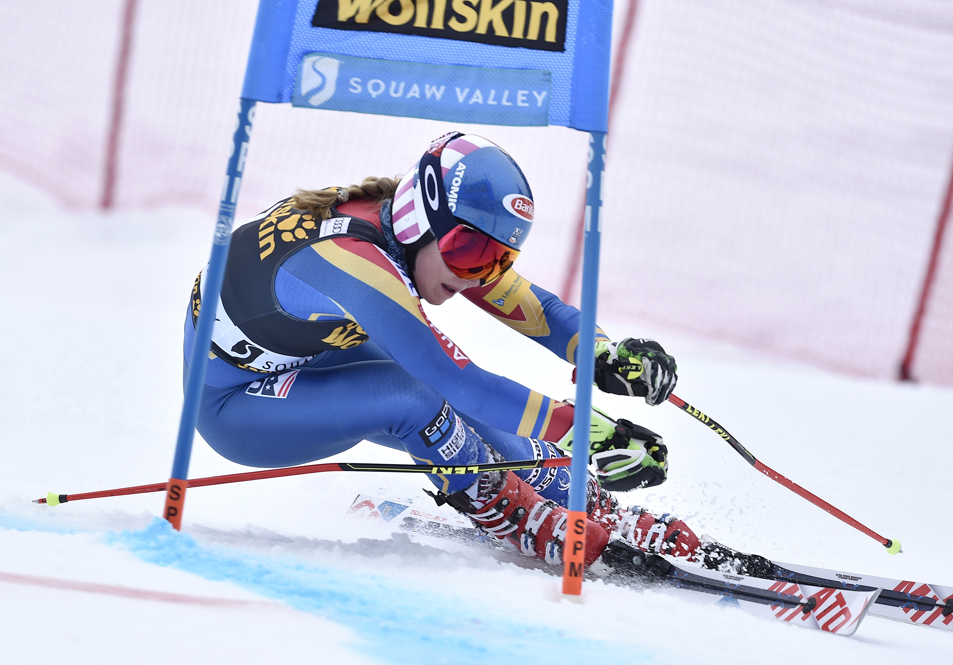 Shiffrin wins World Cup giant slalom at Squaw Valley