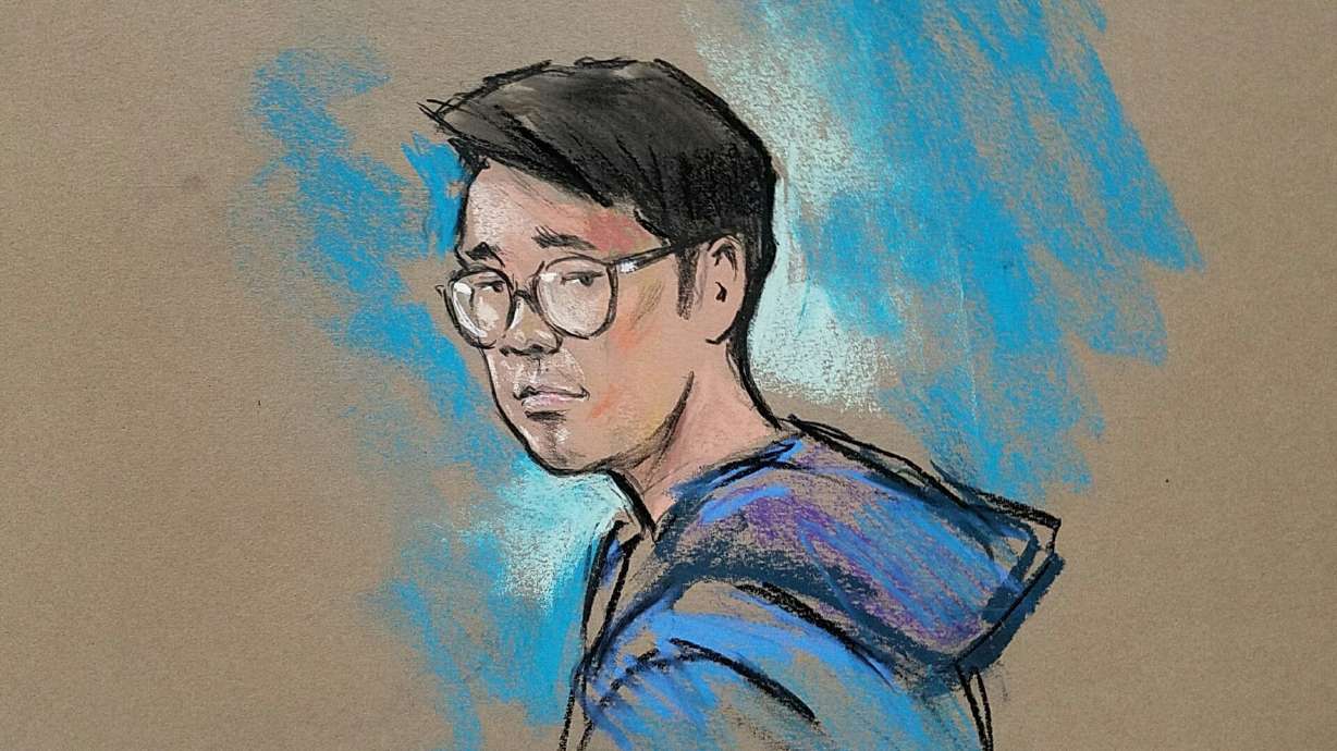 Secret Service: White House jumper was captured after more than 15 minutes