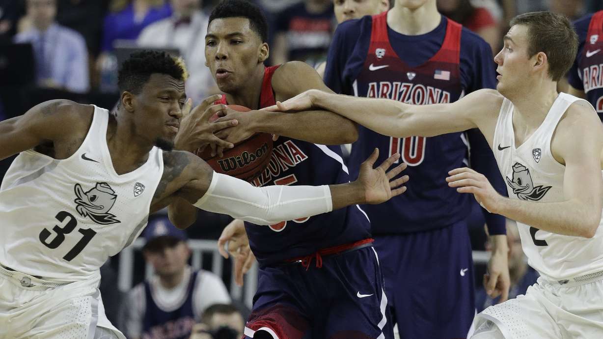 No. 7 Arizona beats No. 5 Oregon 83-80 for Pac-12 title