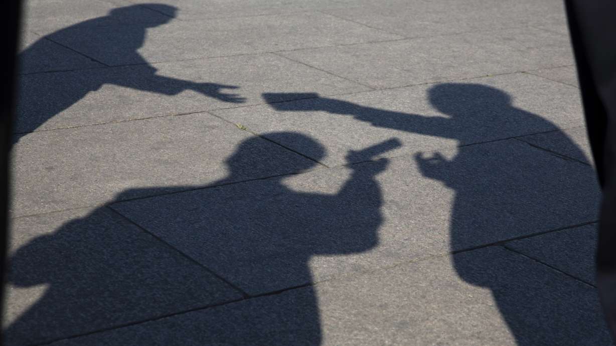 Photo gallery: China's Great Hall in shadow and light