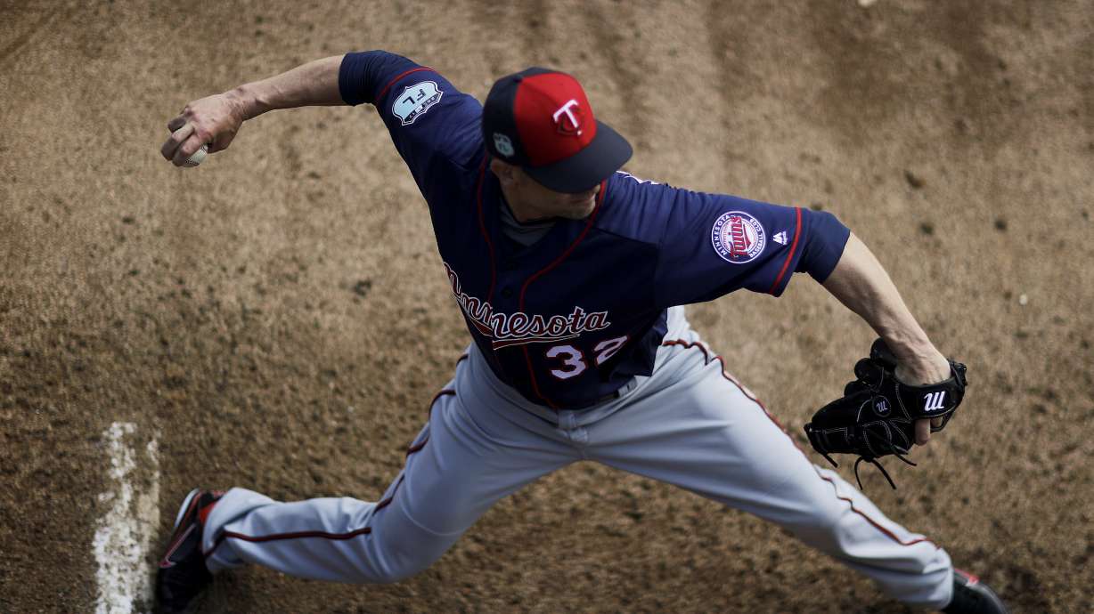 As 40 approaches, Ryan Vogelsong seeks spot on Twins staff