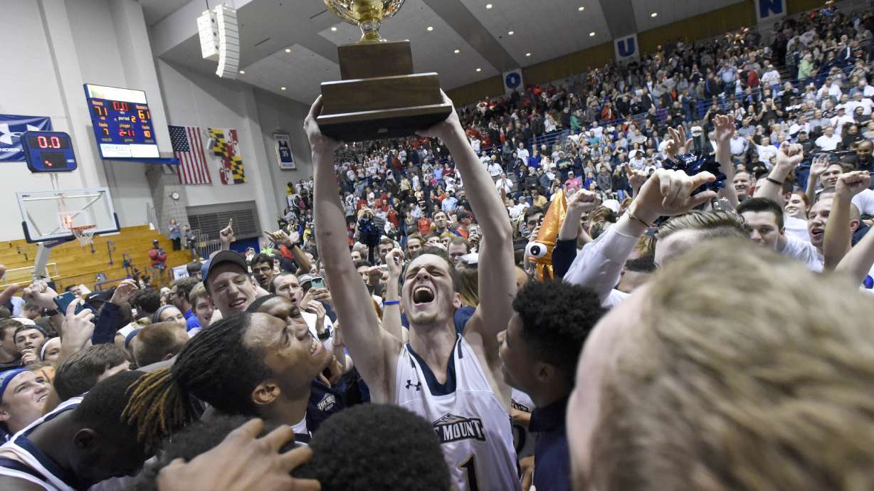 Shhh! How to stream March Madness when the boss isn't around