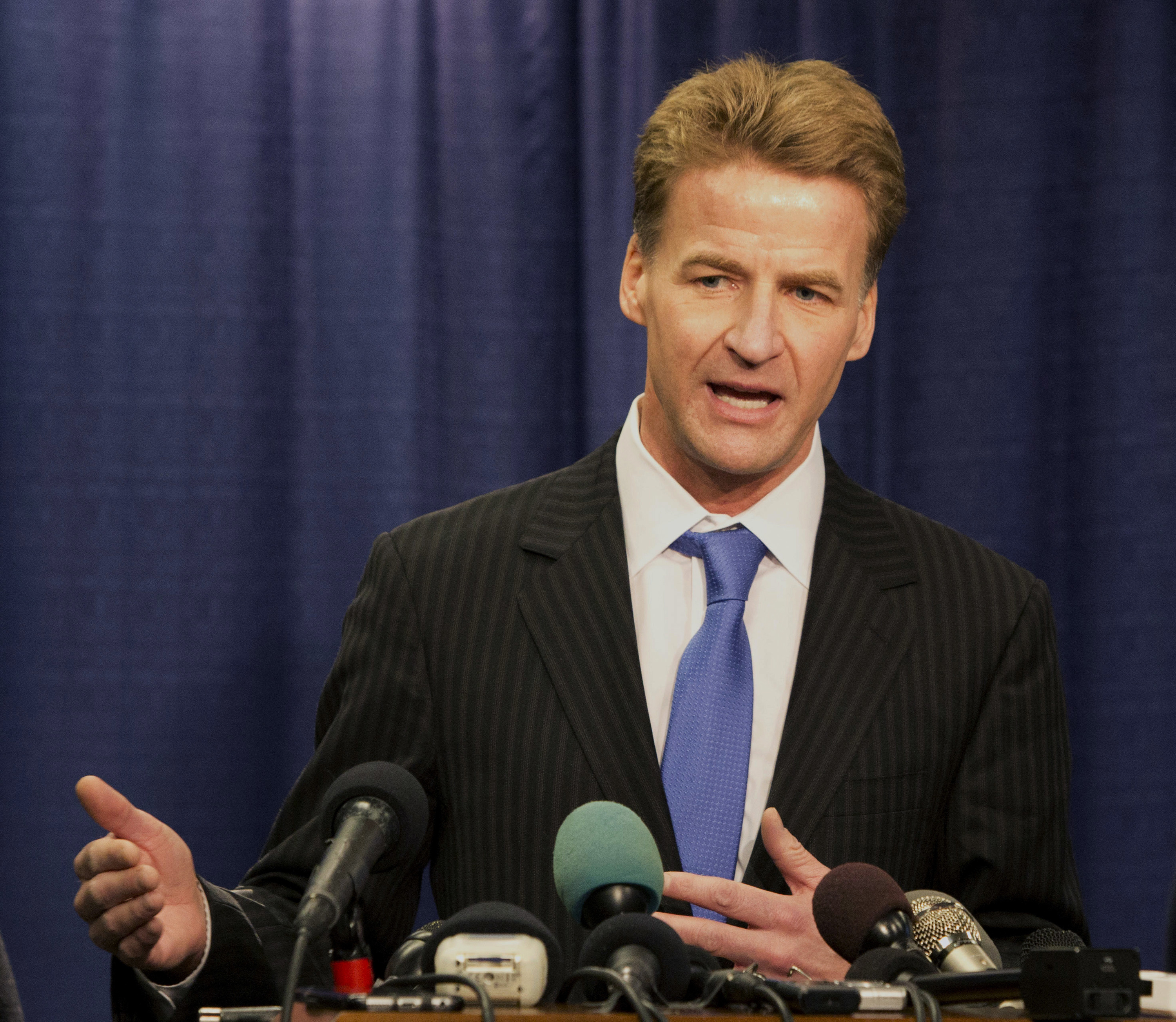 US attorney in Chicago resigns, laments persistent violence