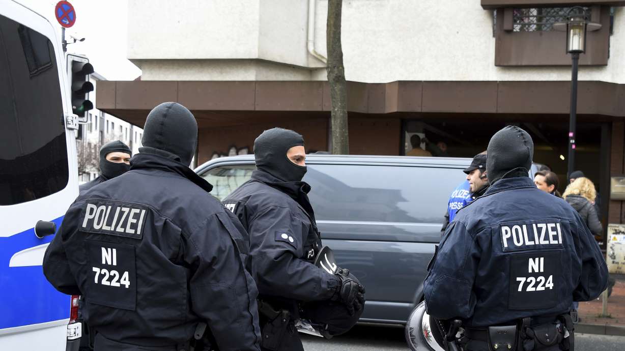 German authorities ban Islamic extremist group