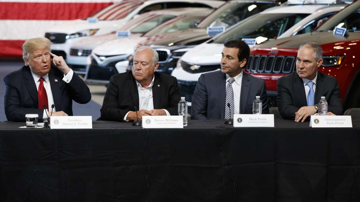 Trump fuel economy move sets up fight with Calif., NY