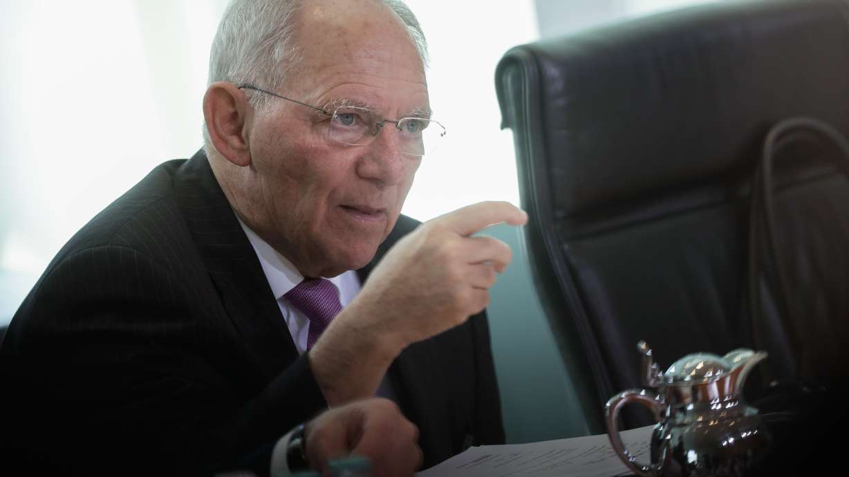 US, German finance chiefs seek to defuse trade tensions