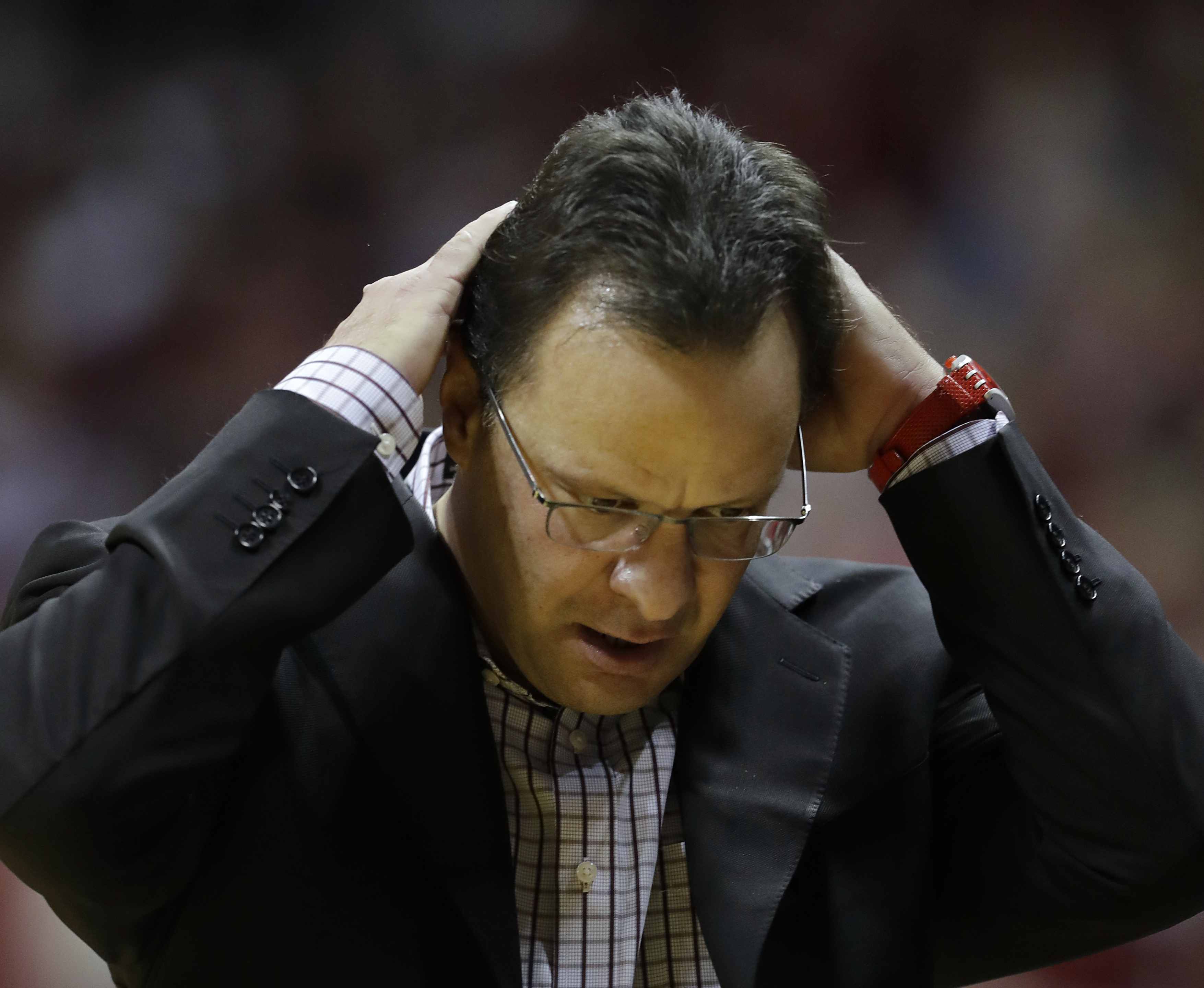 Indiana fires Tom Crean after 9 seasons