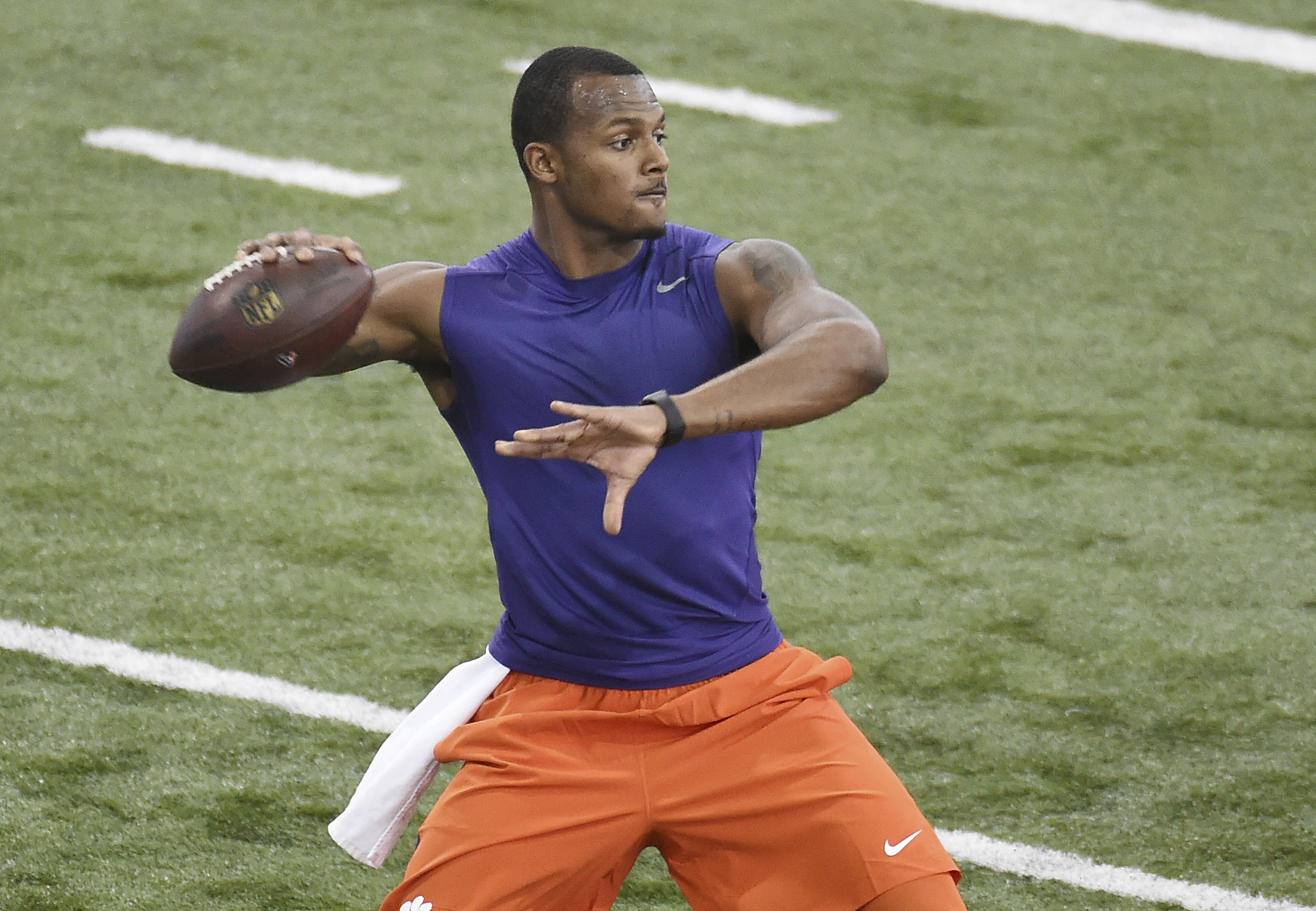 Quarterback Deshaun Watson 'slinging it' at Clemson pro day