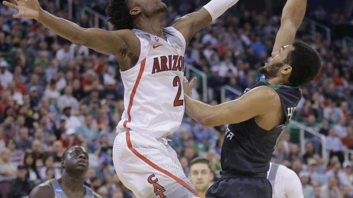 Markkanen scores 20, Arizona rolls North Dakota 100-82