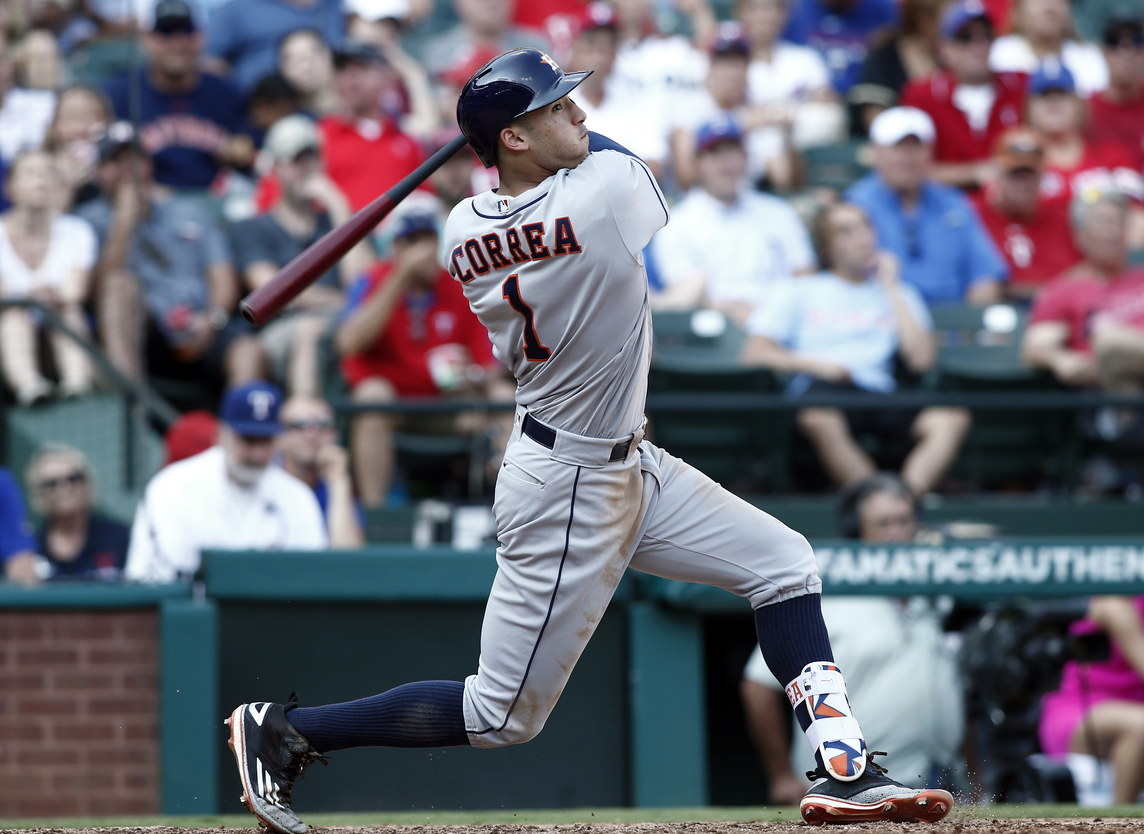 Surge at the 6-spot could signal end of the glove-first SS