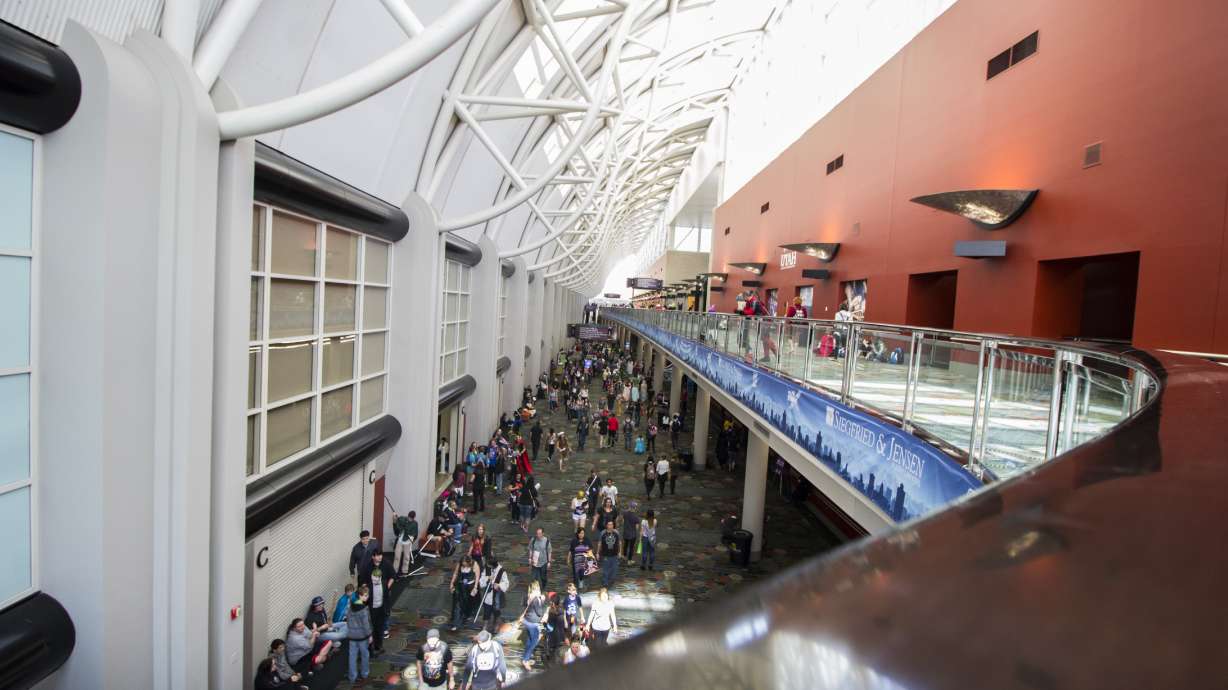 Appeals court grants stay for FanX's $4 million payout