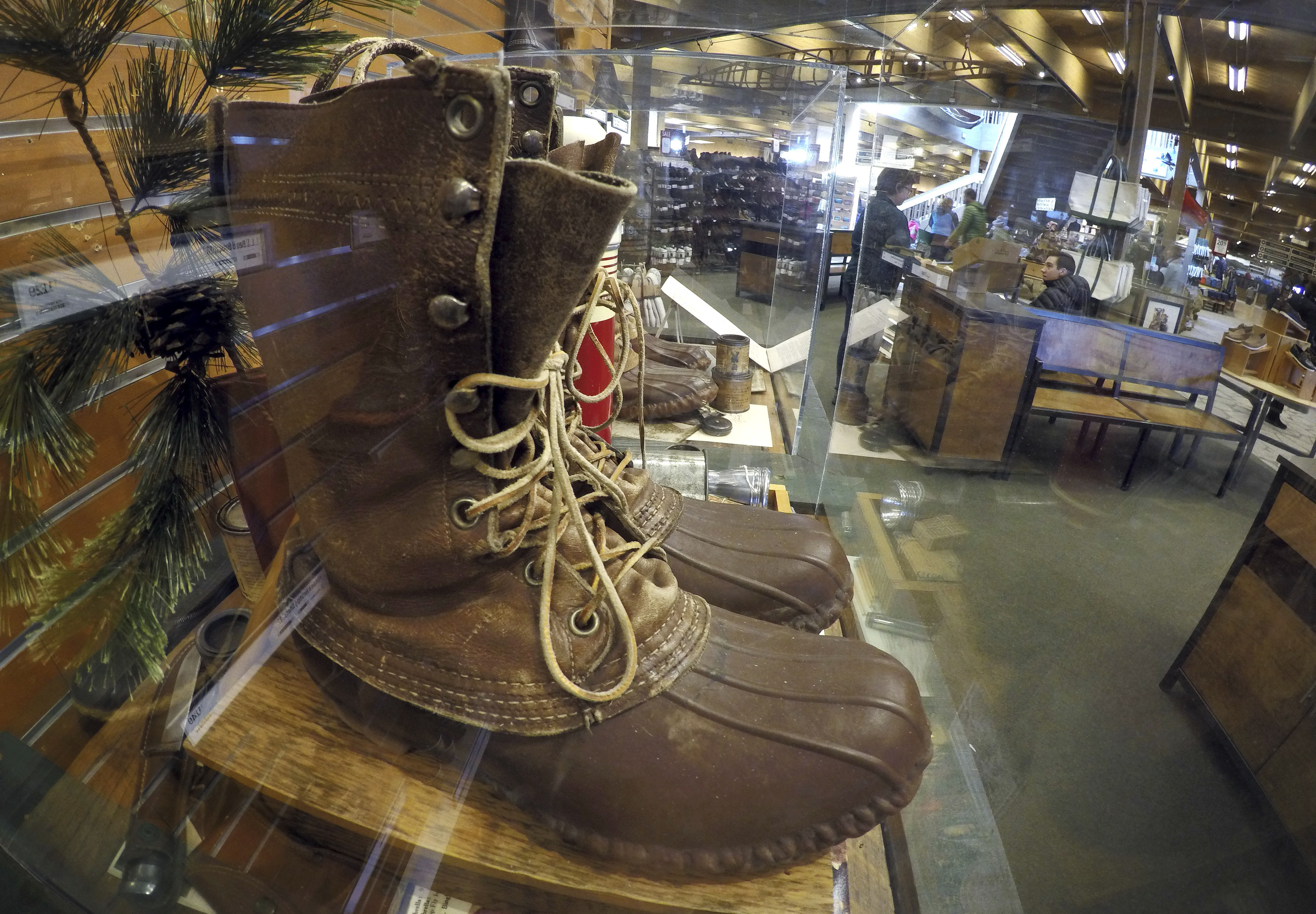 L.L. Bean's sales level in 2016 as company weathers boycott