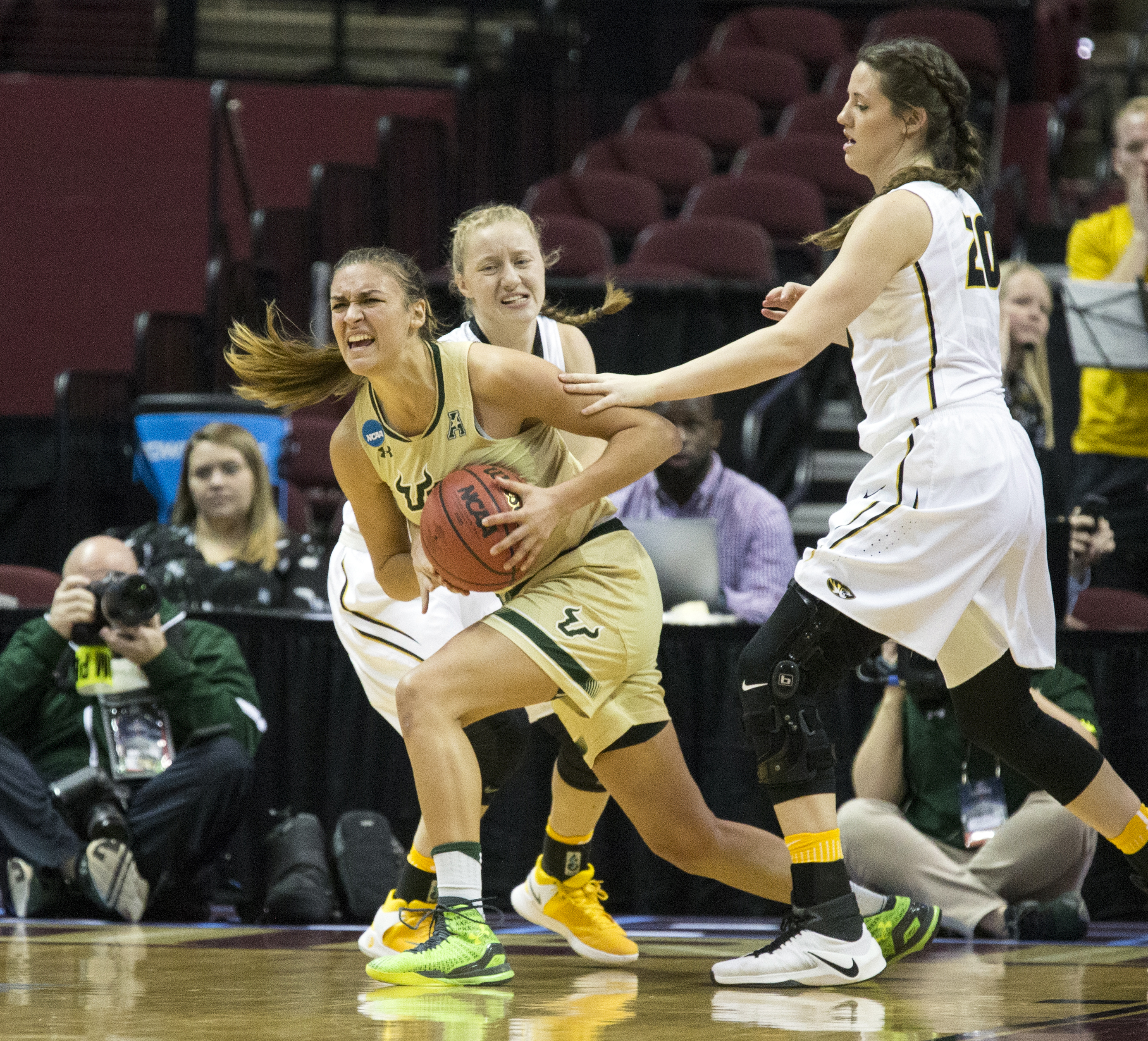 Missouri rallies in second half to defeat South Florida