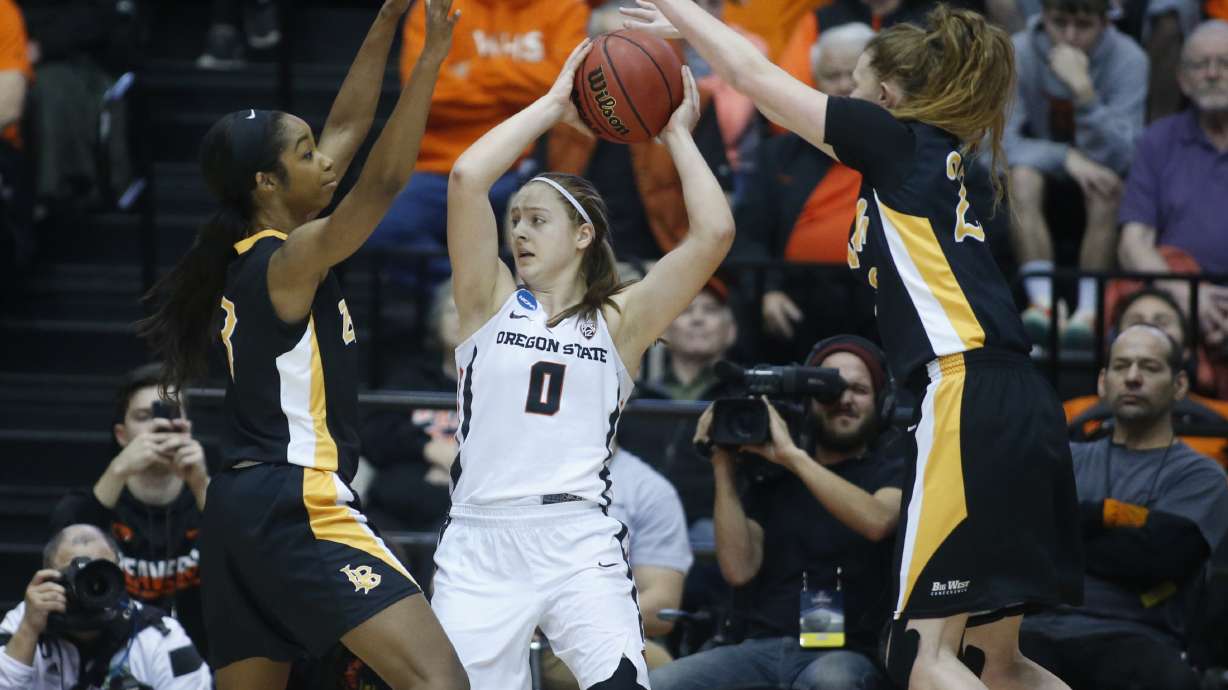 Second-seeded Oregon State survives Long Beach State 56-55