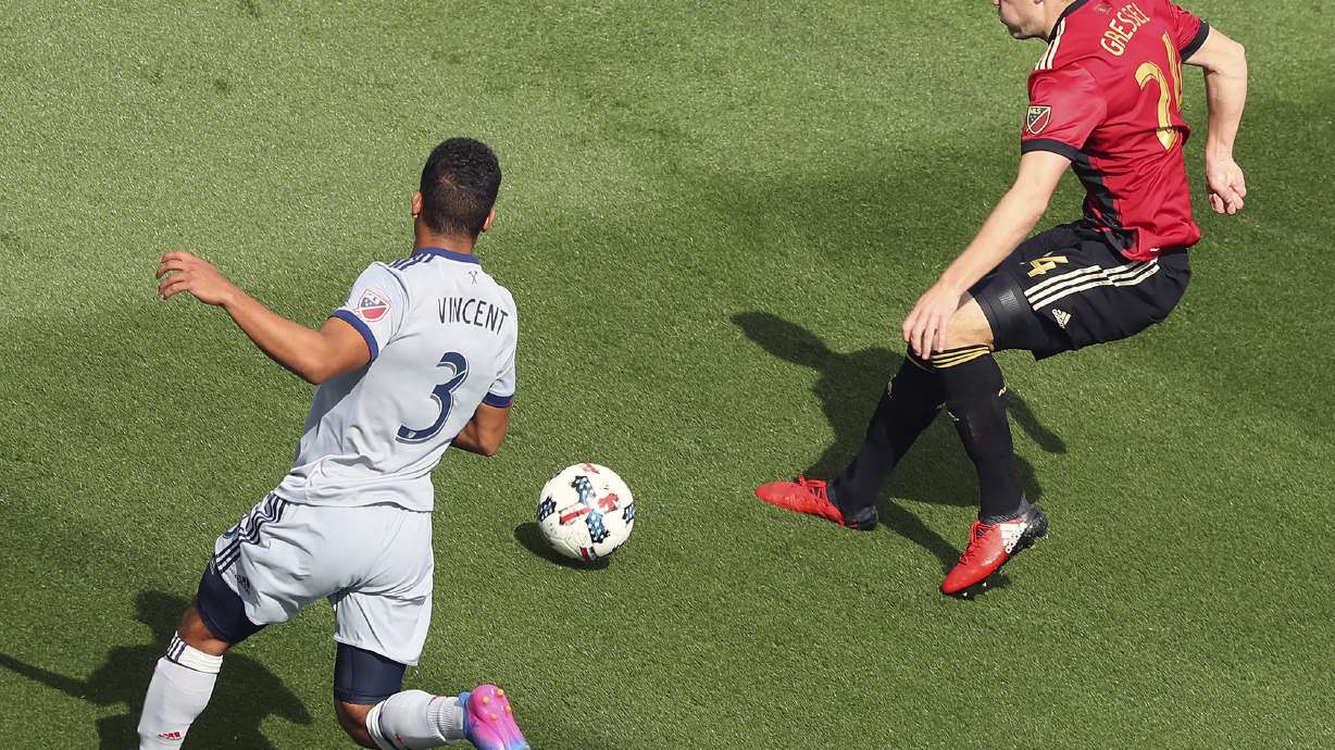 Atlanta United romps to another win, 4-0 over Chicago Fire