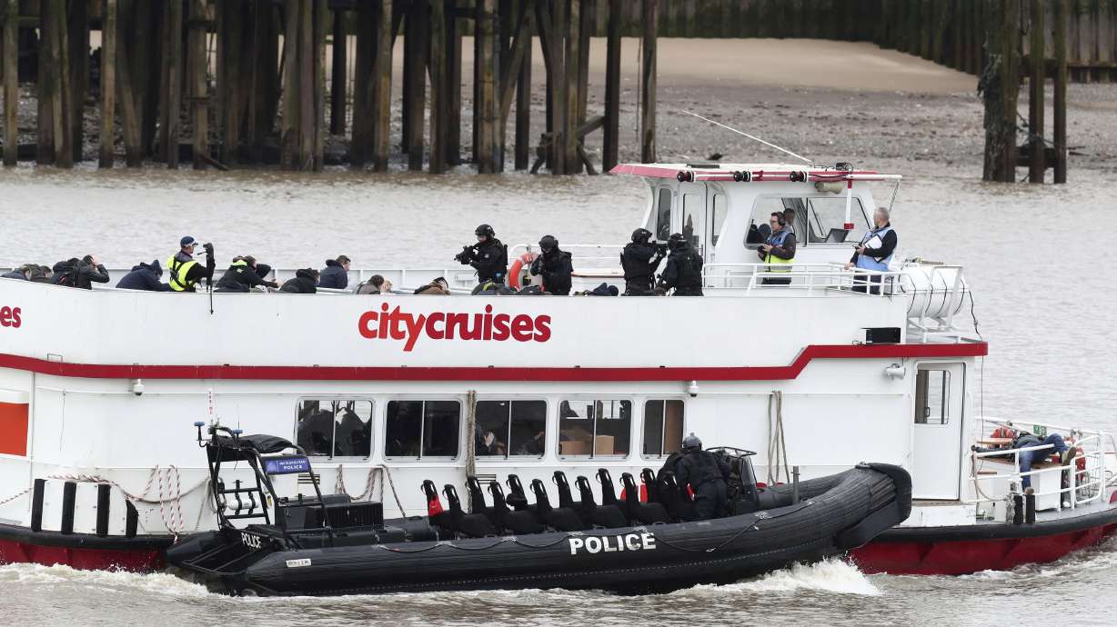 UK anti-terror police simulate Thames tourist boat hijacking