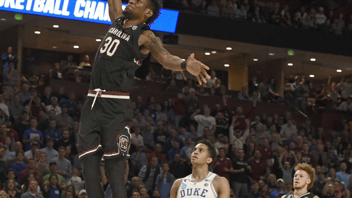 Thornwell leads South Carolina to 88-81 NCAA upset of Duke