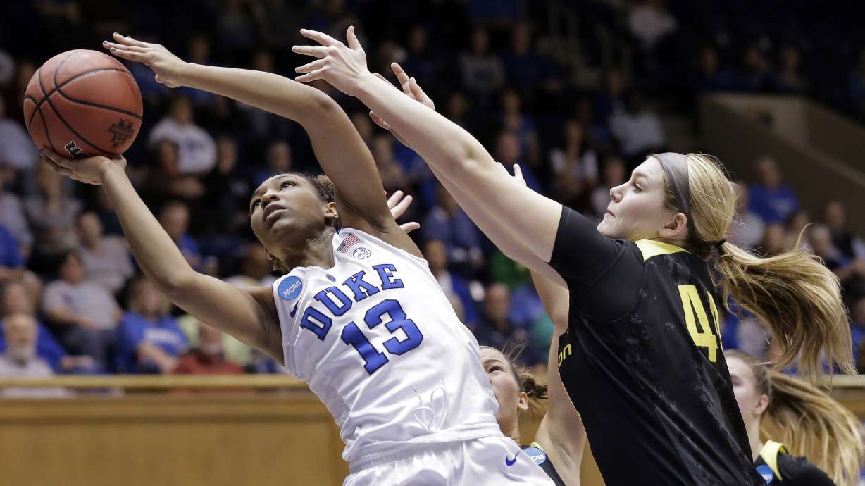 Oregon upsets Duke 74-65, advances to 1st women's Sweet 16
