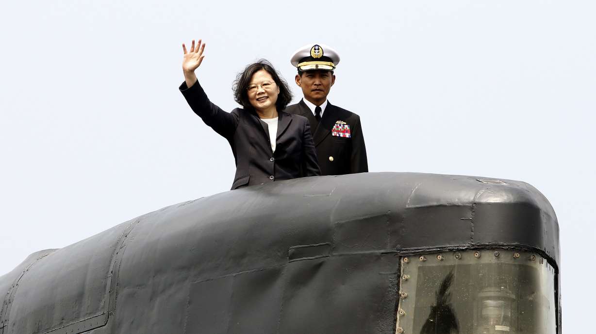 Taiwan announces plan to build own submarines