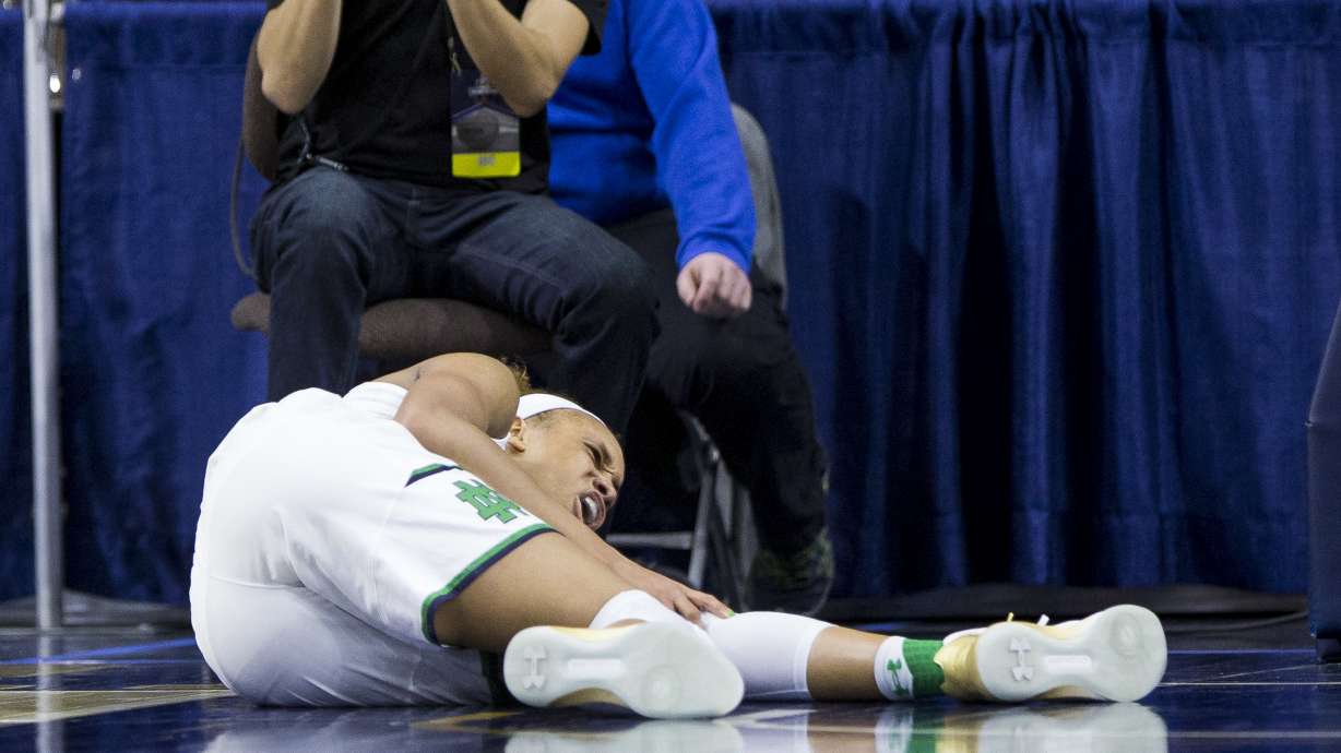 Notre Dame loses top scorer Brianna Turner to knee injury