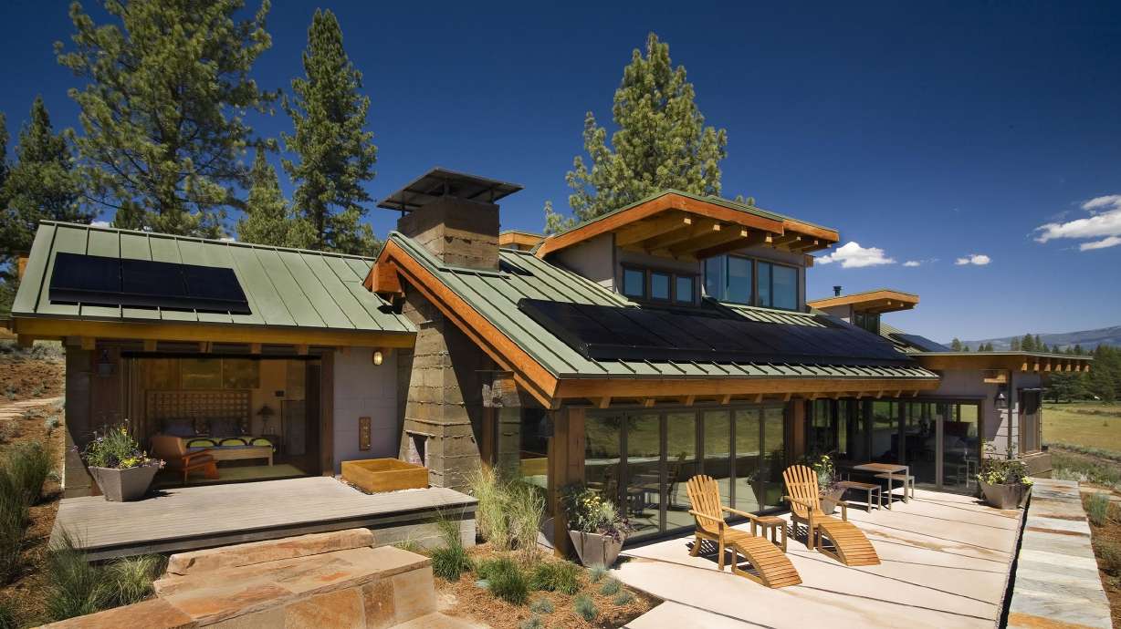 Utah 2nd in nation for solar capacity installed in 2016; 6th overall