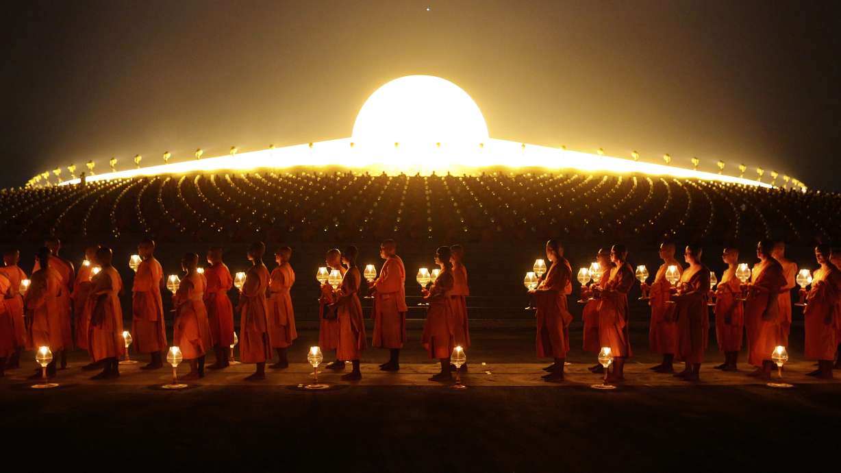 AP Explains: What's behind conflict at sprawling Thai temple