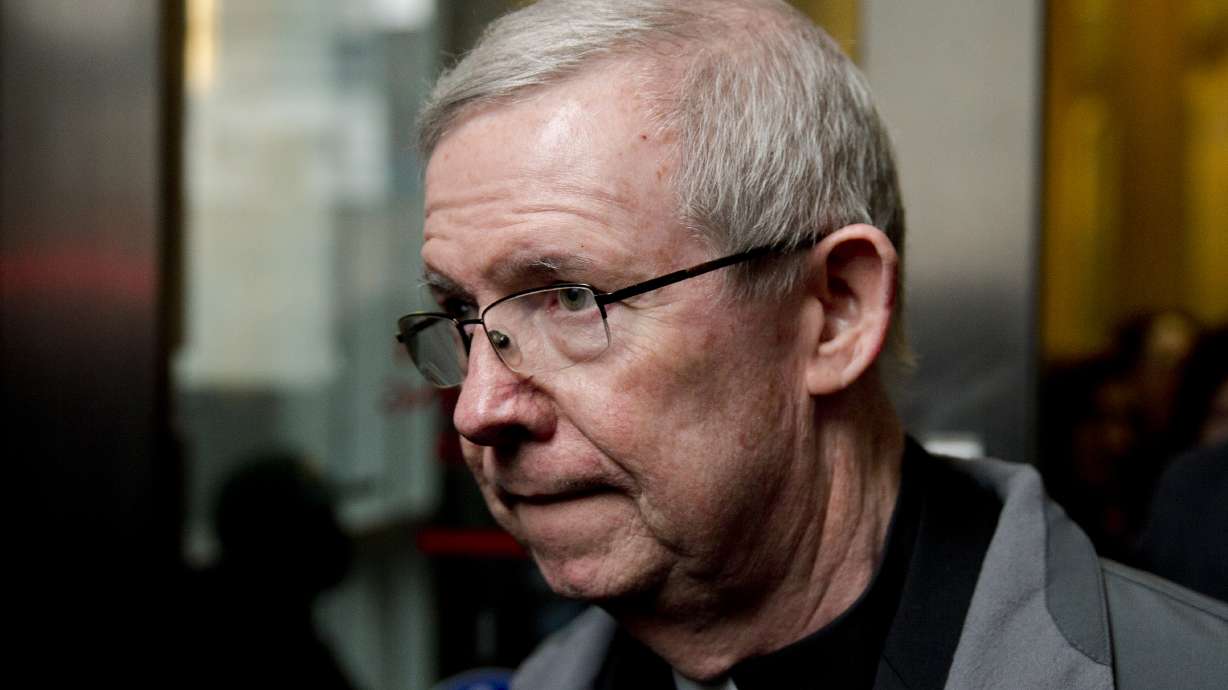 Judge clears way for retrial of ex-Philadelphia monsignor