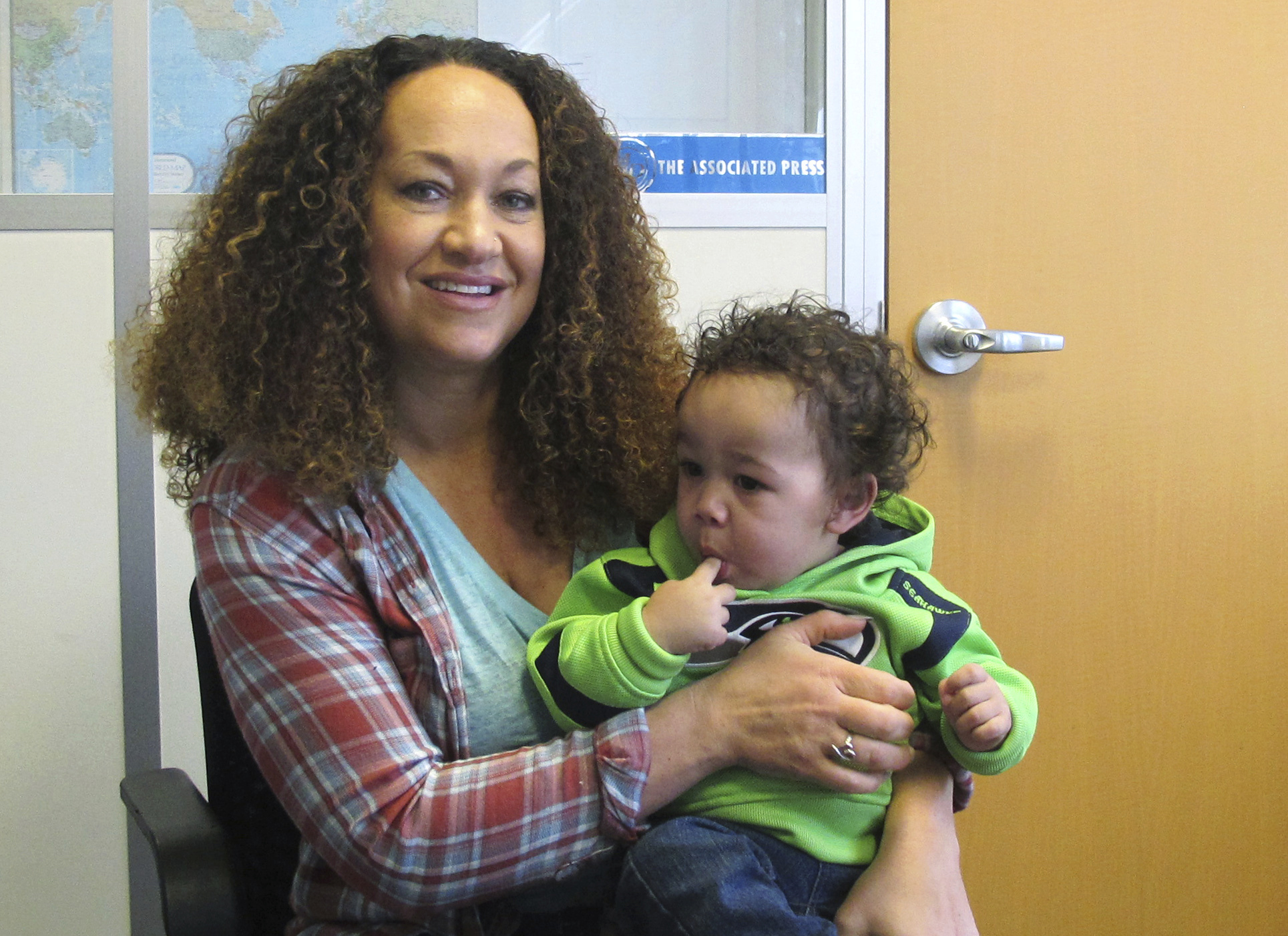 Rachel Dolezal struggles after racial identity scandal