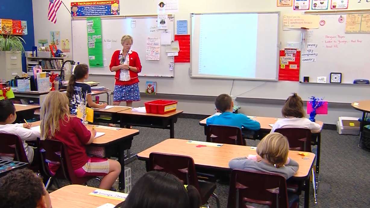 Jordan School Board agrees to raise starting pay for teachers to $42,800