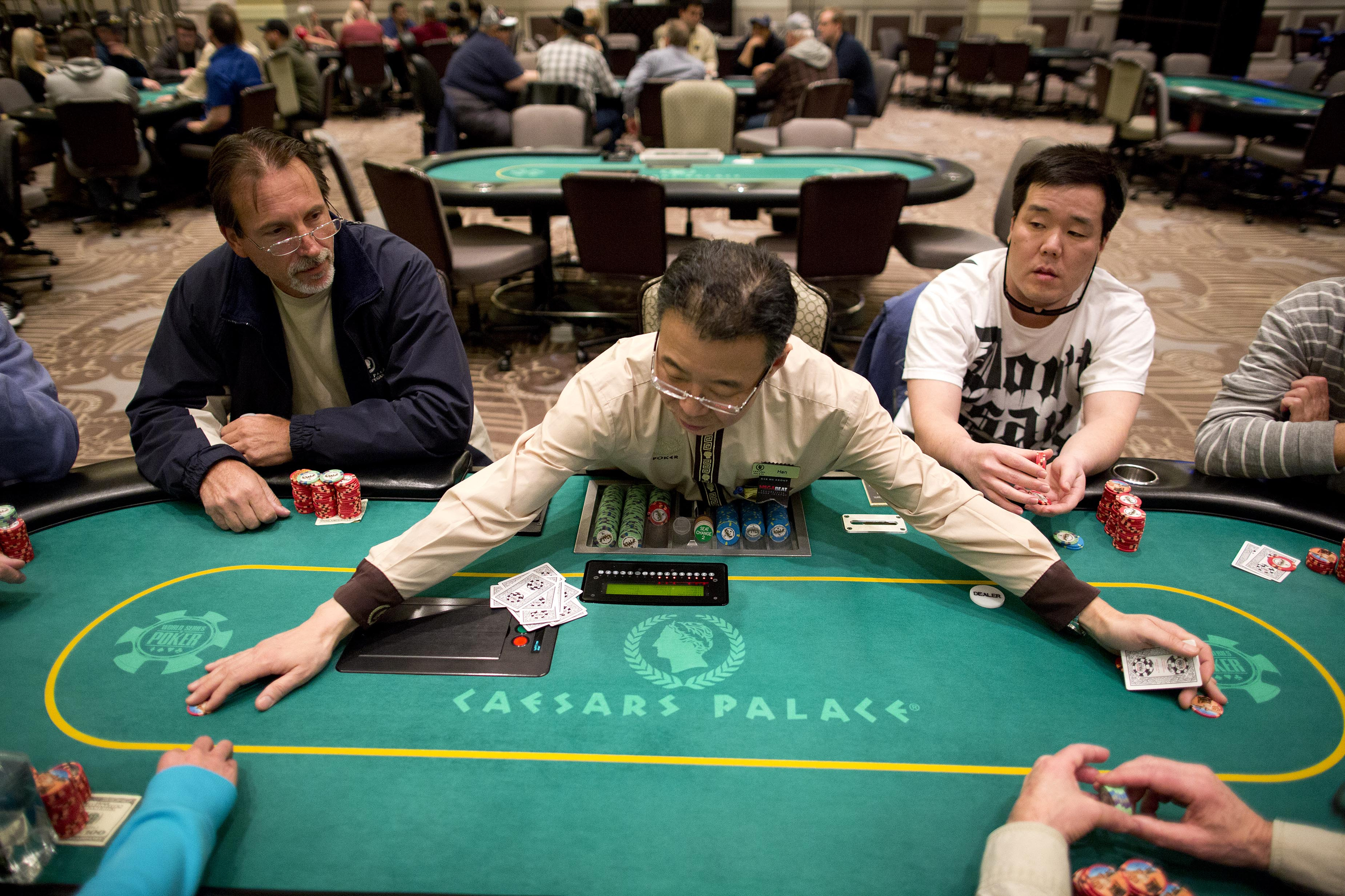 Poker tables keep decreasing on Nevada casino floors
