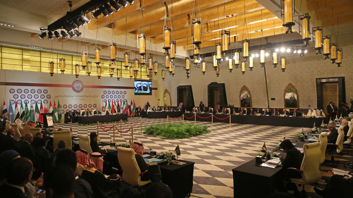 The Latest: Arab ministers adopt resolution on Jerusalem