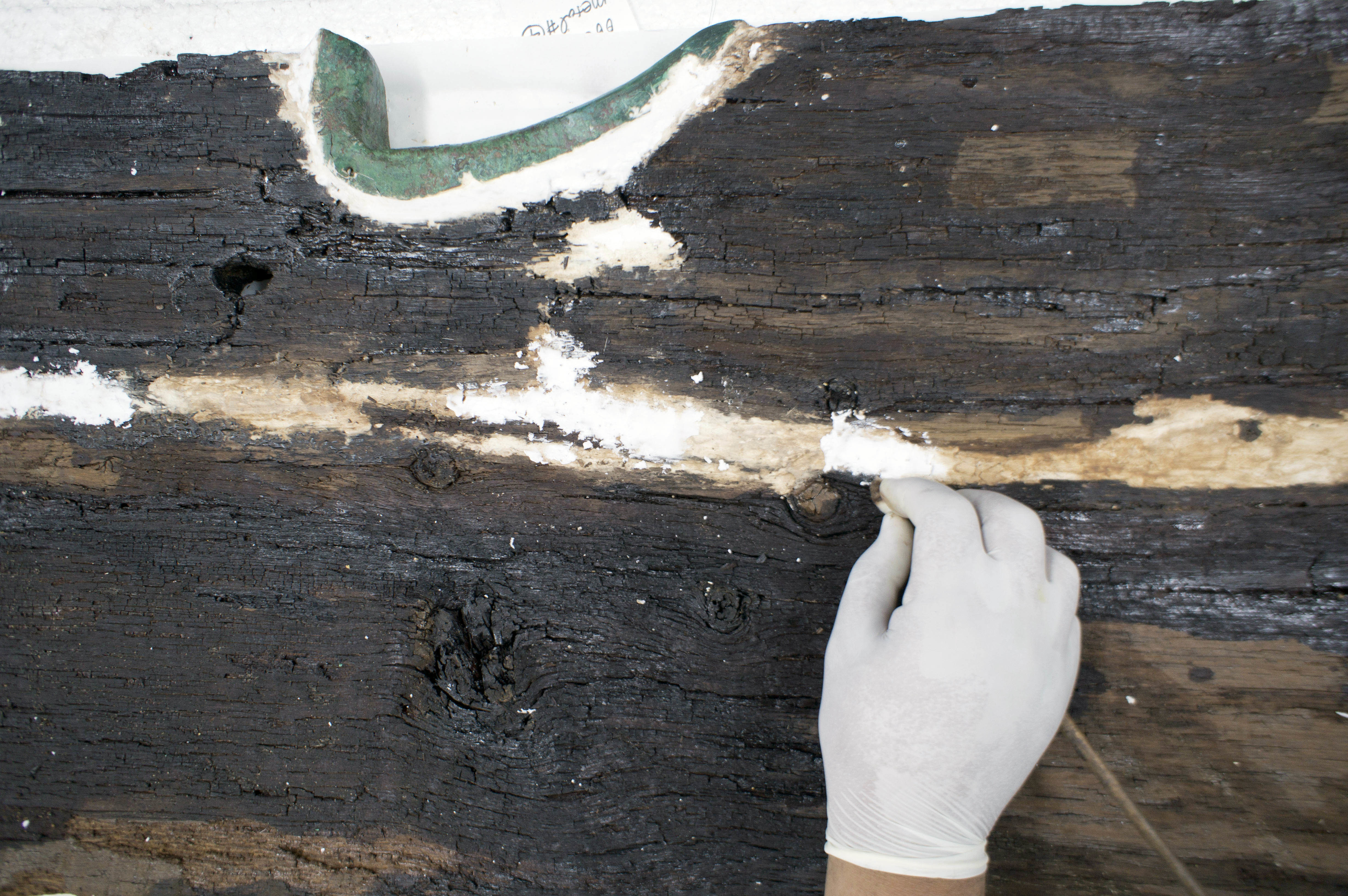 Egypt's famed pyramids get new lab to restore pharaonic boat