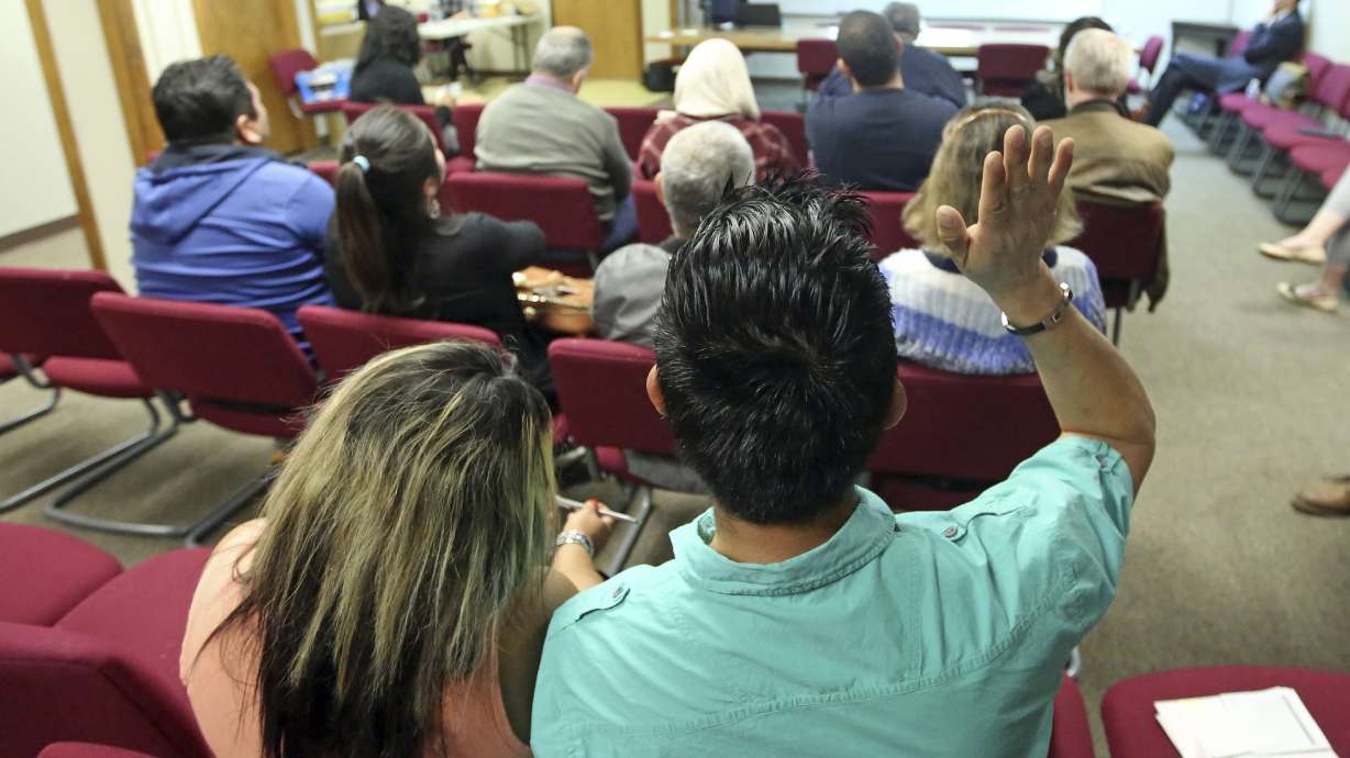 Trump travel ban prompts Utah refugee and immigrant training