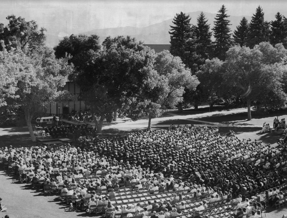 SUU commencement in the 1960s. (Photo: SUU Special Collections)