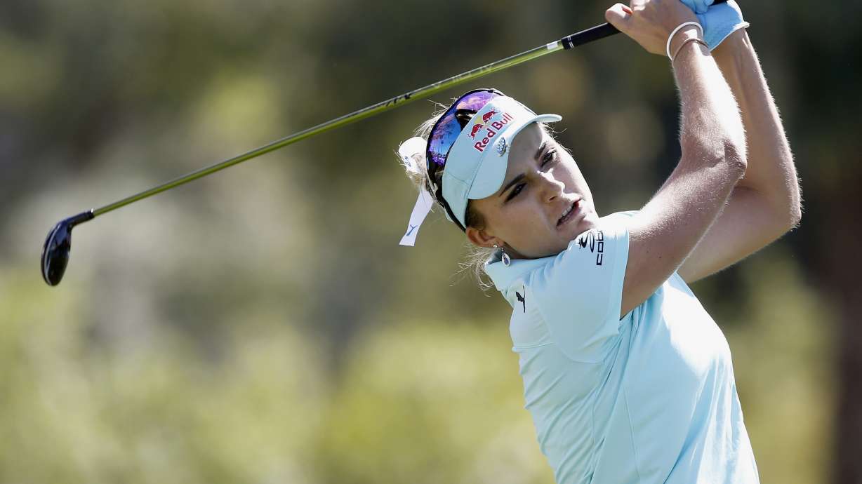 Lexi Thompson gets 4-stroke penalty, loses late major lead