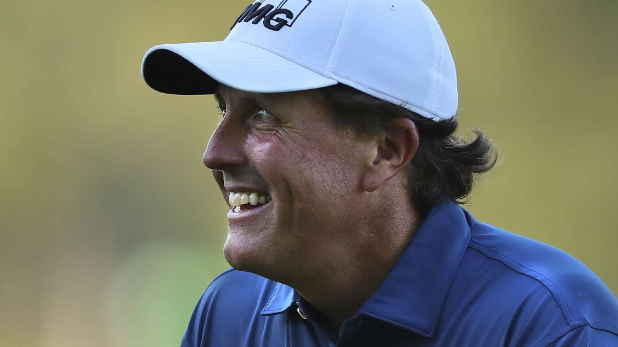 Lefty looking for magic Nicklaus used to win Masters at 46